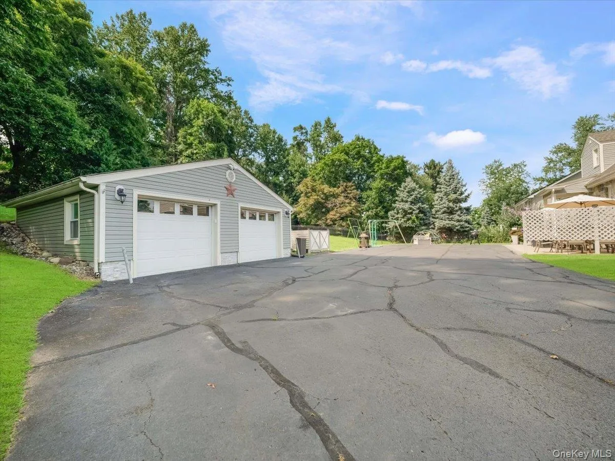 11 Viohl Way, Haverstraw, NY, 3 Bedrooms Bedrooms, 6 Rooms Rooms,2 BathroomsBathrooms,Residential,For Rent,Viohl,0,1042128 11 Viohl Way, Haverstraw, NY, 3 Bedrooms Bedrooms, 6 Rooms Rooms,2 BathroomsBathrooms,Residential,For Rent,Viohl,0,1042128