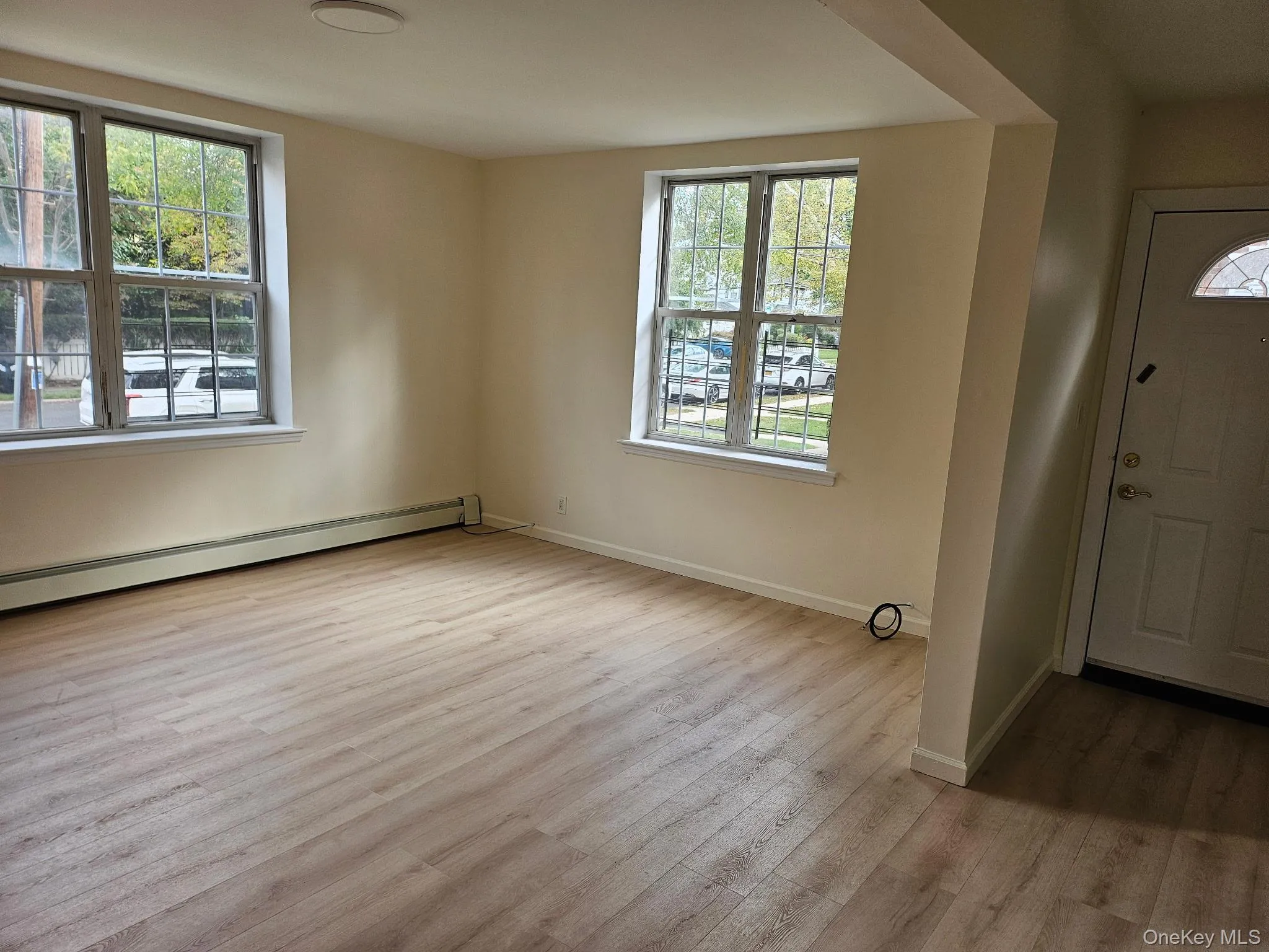 208-10A 39 Avenue, New York, NY, 3 Bedroom Bedrooms, 5 Room Rooms,1 BathroomBathrooms,Residential Lease,For Rent,39,0,1042129 208-10A 39 Avenue, New York, NY, 3 Bedroom Bedrooms, 5 Room Rooms,1 BathroomBathrooms,Residential Lease,For Rent,39,0,1042129