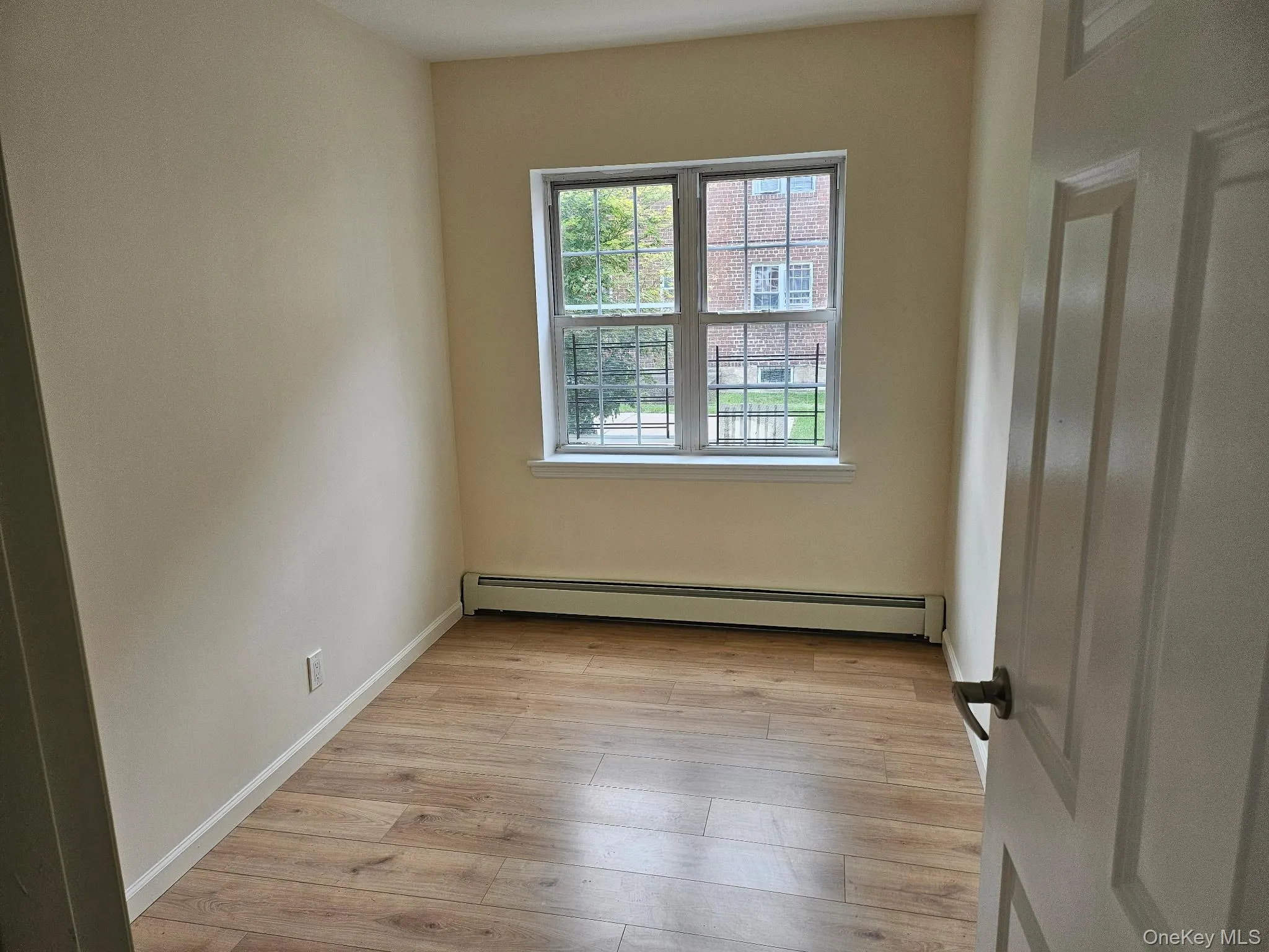 208-10A 39 Avenue, New York, NY, 3 Bedroom Bedrooms, 5 Room Rooms,1 BathroomBathrooms,Residential Lease,For Rent,39,0,1042129 208-10A 39 Avenue, New York, NY, 3 Bedroom Bedrooms, 5 Room Rooms,1 BathroomBathrooms,Residential Lease,For Rent,39,0,1042129