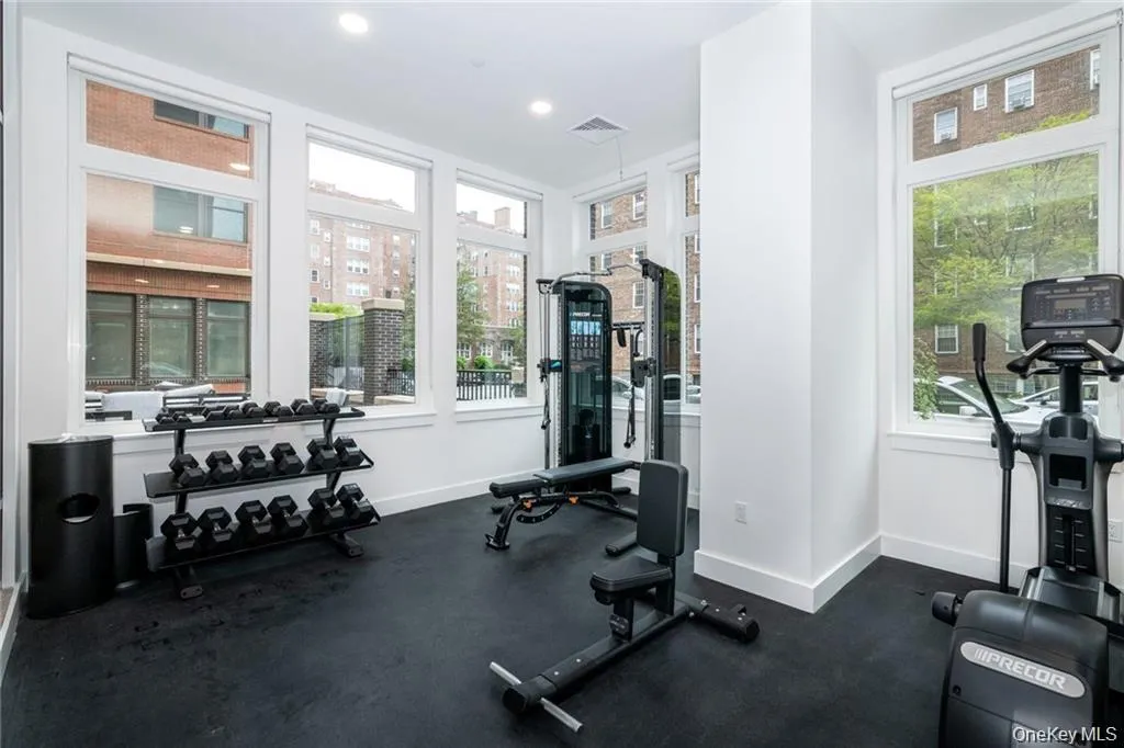 15 Parkview Avenue, Yonkers, NY, 1 Bedroom Bedrooms, 3 Rooms Rooms,1 BathroomBathrooms,Residential Lease,For Rent,Parkview,0,1042130 15 Parkview Avenue, Yonkers, NY, 1 Bedroom Bedrooms, 3 Rooms Rooms,1 BathroomBathrooms,Residential Lease,For Rent,Parkview,0,1042130