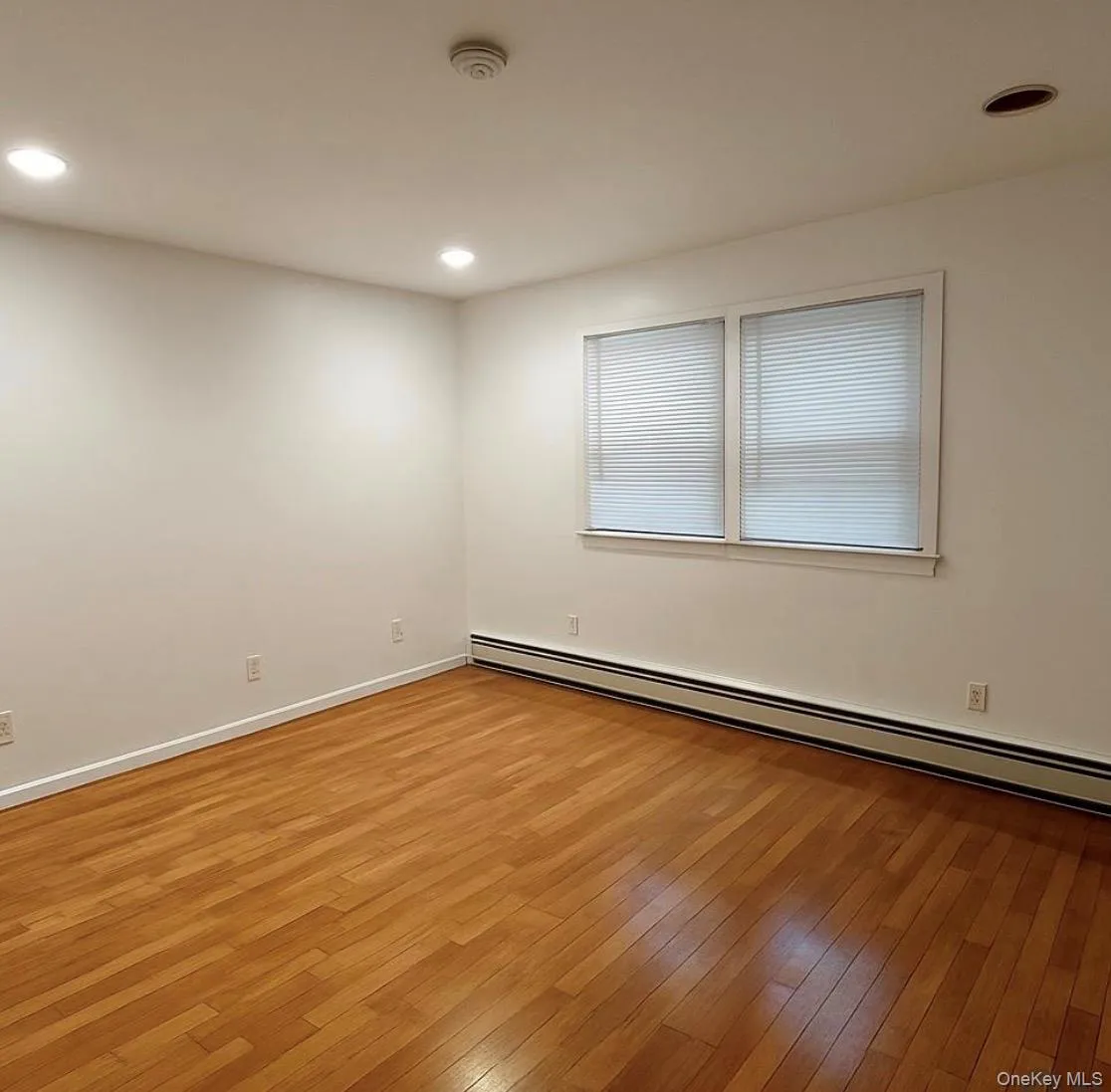46 Andover Drive, Brookhaven, NY, 4 Bedrooms Bedrooms, 12 Rooms Rooms,3 BathroomsBathrooms,Residential,For Rent,Andover,0,1042136 46 Andover Drive, Brookhaven, NY, 4 Bedrooms Bedrooms, 12 Rooms Rooms,3 BathroomsBathrooms,Residential,For Rent,Andover,0,1042136