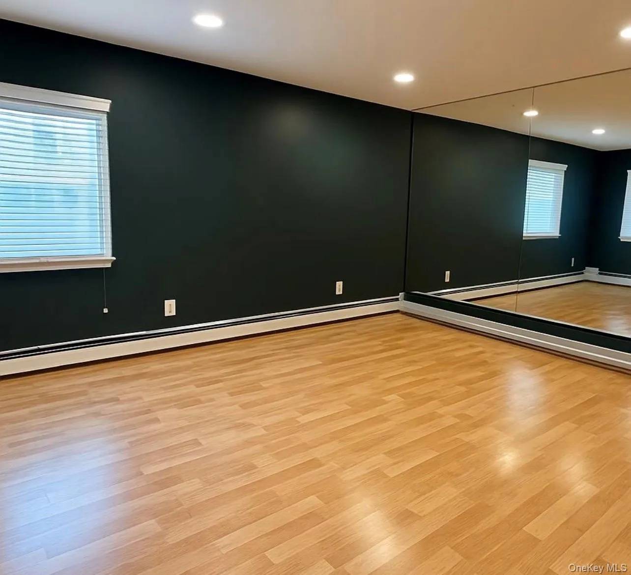 46 Andover Drive, Brookhaven, NY, 4 Bedrooms Bedrooms, 12 Rooms Rooms,3 BathroomsBathrooms,Residential,For Rent,Andover,0,1042136 46 Andover Drive, Brookhaven, NY, 4 Bedrooms Bedrooms, 12 Rooms Rooms,3 BathroomsBathrooms,Residential,For Rent,Andover,0,1042136
