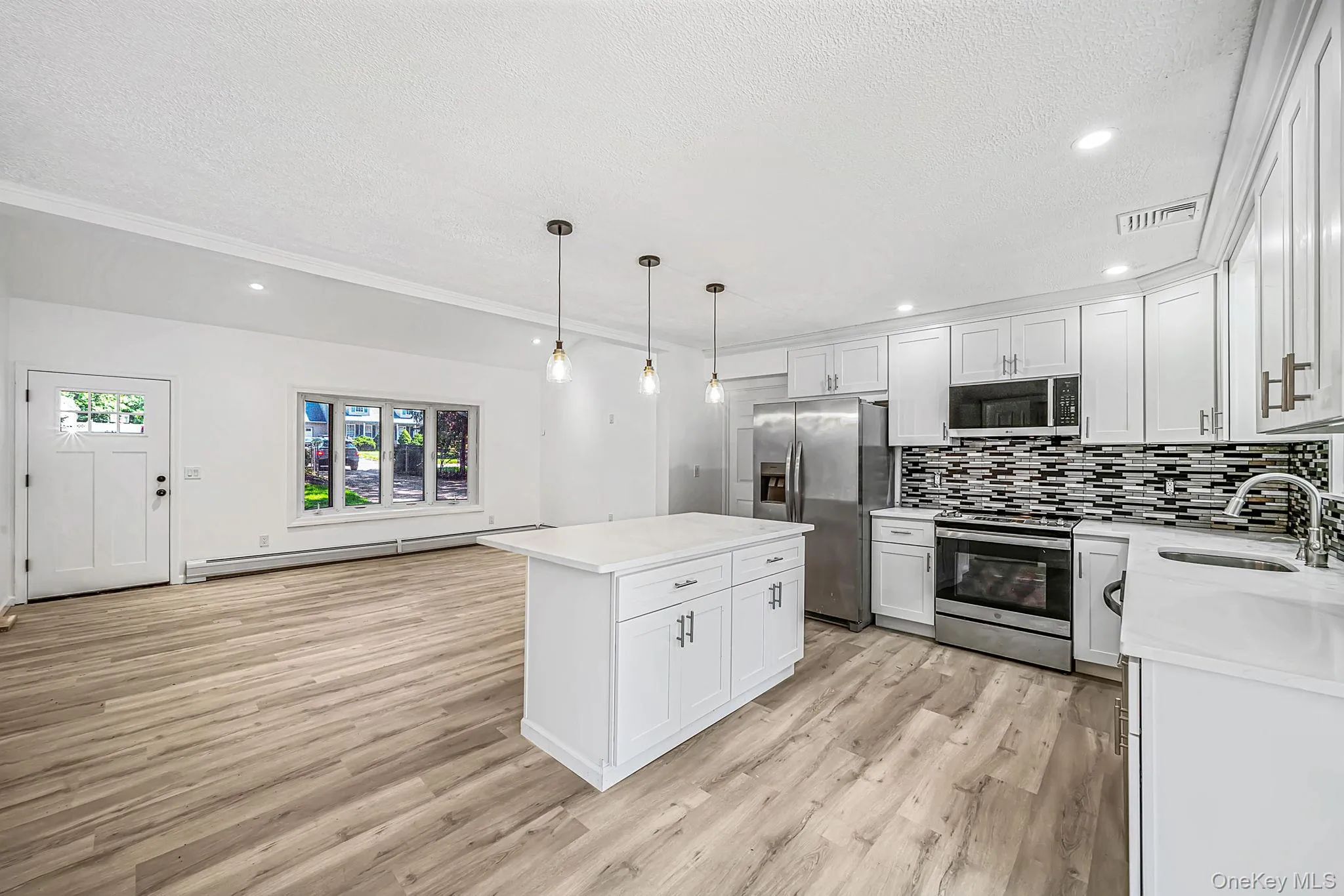 361 Decatur Avenue, Brookhaven, NY, 3 Bedrooms Bedrooms, 7 Rooms Rooms,2 BathroomsBathrooms,Residential,For Rent,Decatur,0,1042139 361 Decatur Avenue, Brookhaven, NY, 3 Bedrooms Bedrooms, 7 Rooms Rooms,2 BathroomsBathrooms,Residential,For Rent,Decatur,0,1042139