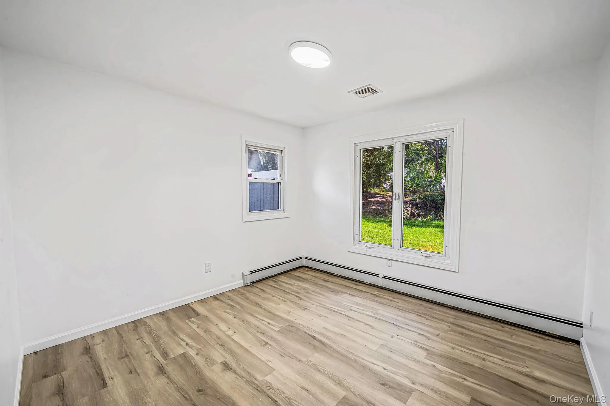 361 Decatur Avenue, Brookhaven, NY, 3 Bedrooms Bedrooms, 7 Rooms Rooms,2 BathroomsBathrooms,Residential,For Rent,Decatur,0,1042139 361 Decatur Avenue, Brookhaven, NY, 3 Bedrooms Bedrooms, 7 Rooms Rooms,2 BathroomsBathrooms,Residential,For Rent,Decatur,0,1042139