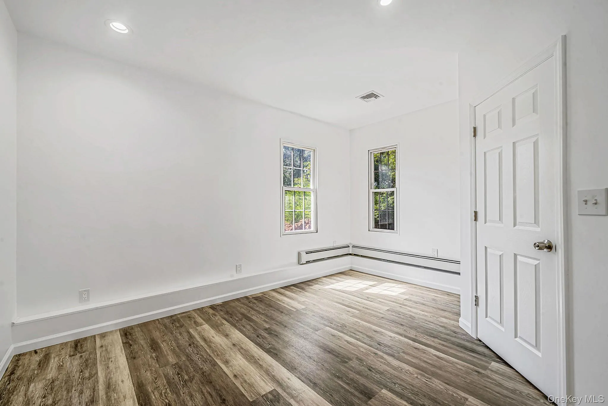 361 Decatur Avenue, Brookhaven, NY, 3 Bedrooms Bedrooms, 7 Rooms Rooms,2 BathroomsBathrooms,Residential,For Rent,Decatur,0,1042139 361 Decatur Avenue, Brookhaven, NY, 3 Bedrooms Bedrooms, 7 Rooms Rooms,2 BathroomsBathrooms,Residential,For Rent,Decatur,0,1042139