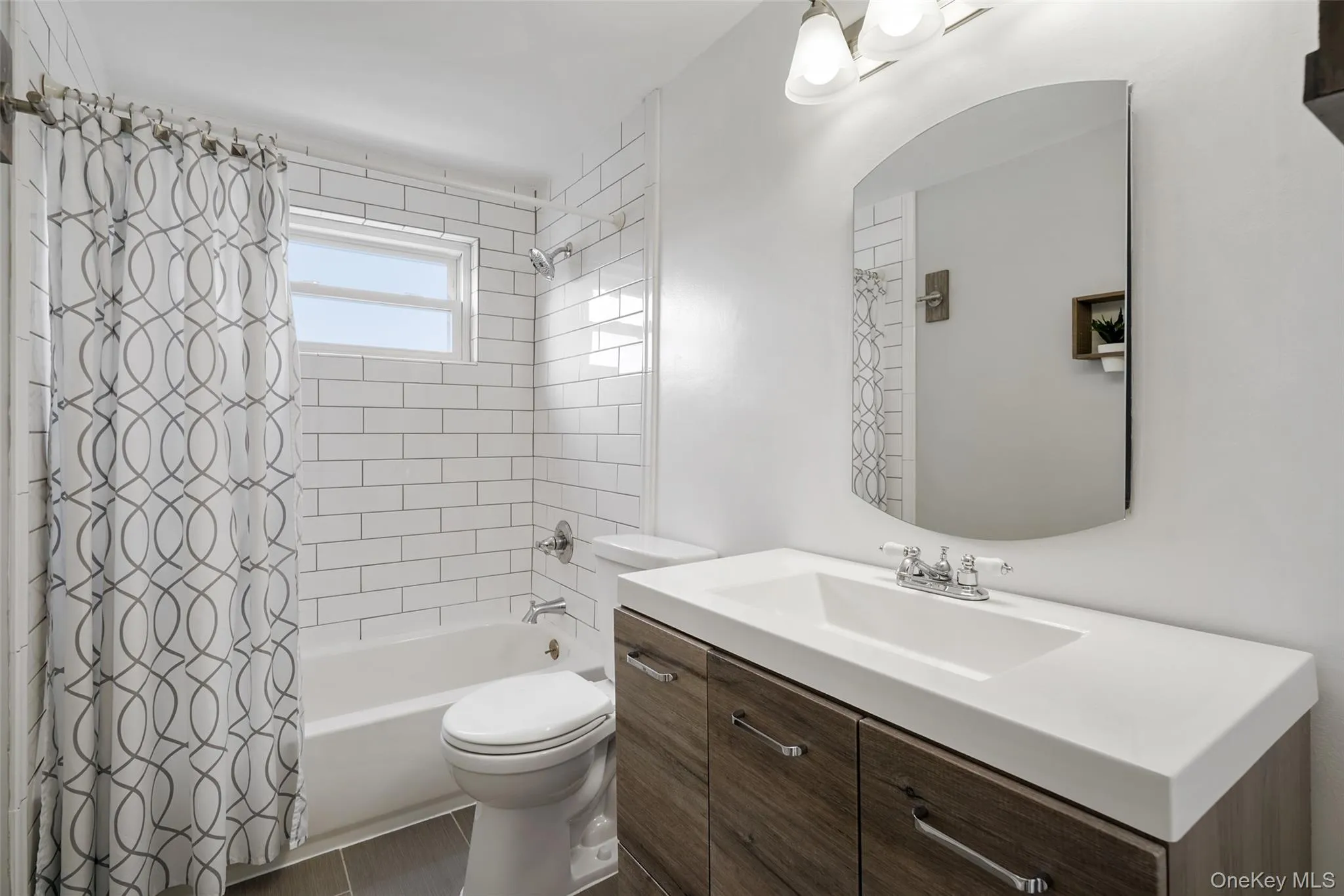 6 High Street, Greenburgh, NY, 3 Bedrooms Bedrooms, 7 Rooms Rooms,1 BathroomBathrooms,Residential,For Rent,High,0,1042148 6 High Street, Greenburgh, NY, 3 Bedrooms Bedrooms, 7 Rooms Rooms,1 BathroomBathrooms,Residential,For Rent,High,0,1042148