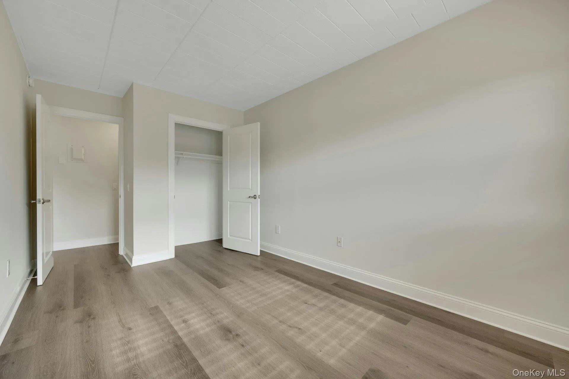 2 Park Avenue, Eastchester, NY, 1 Bedroom Bedrooms, 3 Rooms Rooms,1 BathroomBathrooms,Residential Lease,For Rent,Park,0,1042149 2 Park Avenue, Eastchester, NY, 1 Bedroom Bedrooms, 3 Rooms Rooms,1 BathroomBathrooms,Residential Lease,For Rent,Park,0,1042149