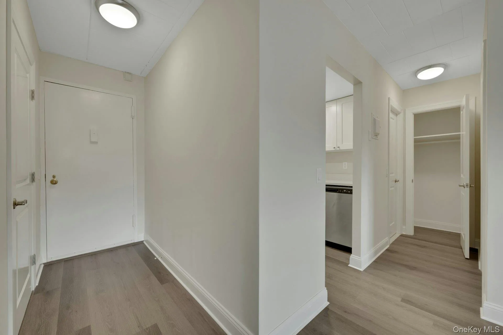 2 Park Avenue, Eastchester, NY, 1 Bedroom Bedrooms, 3 Rooms Rooms,1 BathroomBathrooms,Residential Lease,For Rent,Park,0,1042149 2 Park Avenue, Eastchester, NY, 1 Bedroom Bedrooms, 3 Rooms Rooms,1 BathroomBathrooms,Residential Lease,For Rent,Park,0,1042149