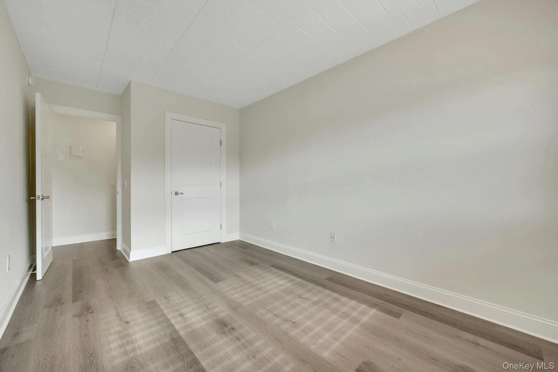 2 Park Avenue, Eastchester, NY, 1 Bedroom Bedrooms, 3 Rooms Rooms,1 BathroomBathrooms,Residential Lease,For Rent,Park,0,1042149 2 Park Avenue, Eastchester, NY, 1 Bedroom Bedrooms, 3 Rooms Rooms,1 BathroomBathrooms,Residential Lease,For Rent,Park,0,1042149