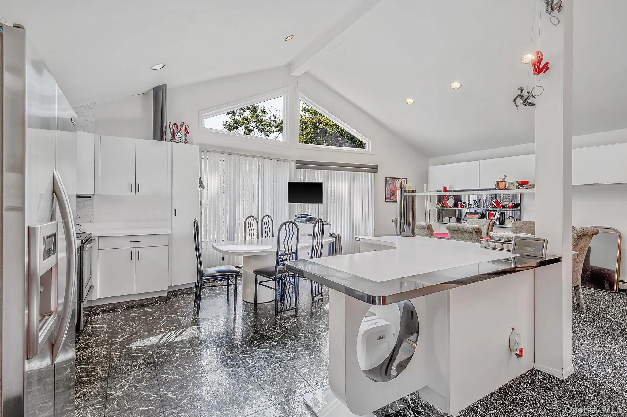 48 Oak Avenue, Smithtown, NY, 3 Bedrooms Bedrooms, 10 Rooms Rooms,3 BathroomsBathrooms,Residential,For Rent,Oak,0,1042150 48 Oak Avenue, Smithtown, NY, 3 Bedrooms Bedrooms, 10 Rooms Rooms,3 BathroomsBathrooms,Residential,For Rent,Oak,0,1042150