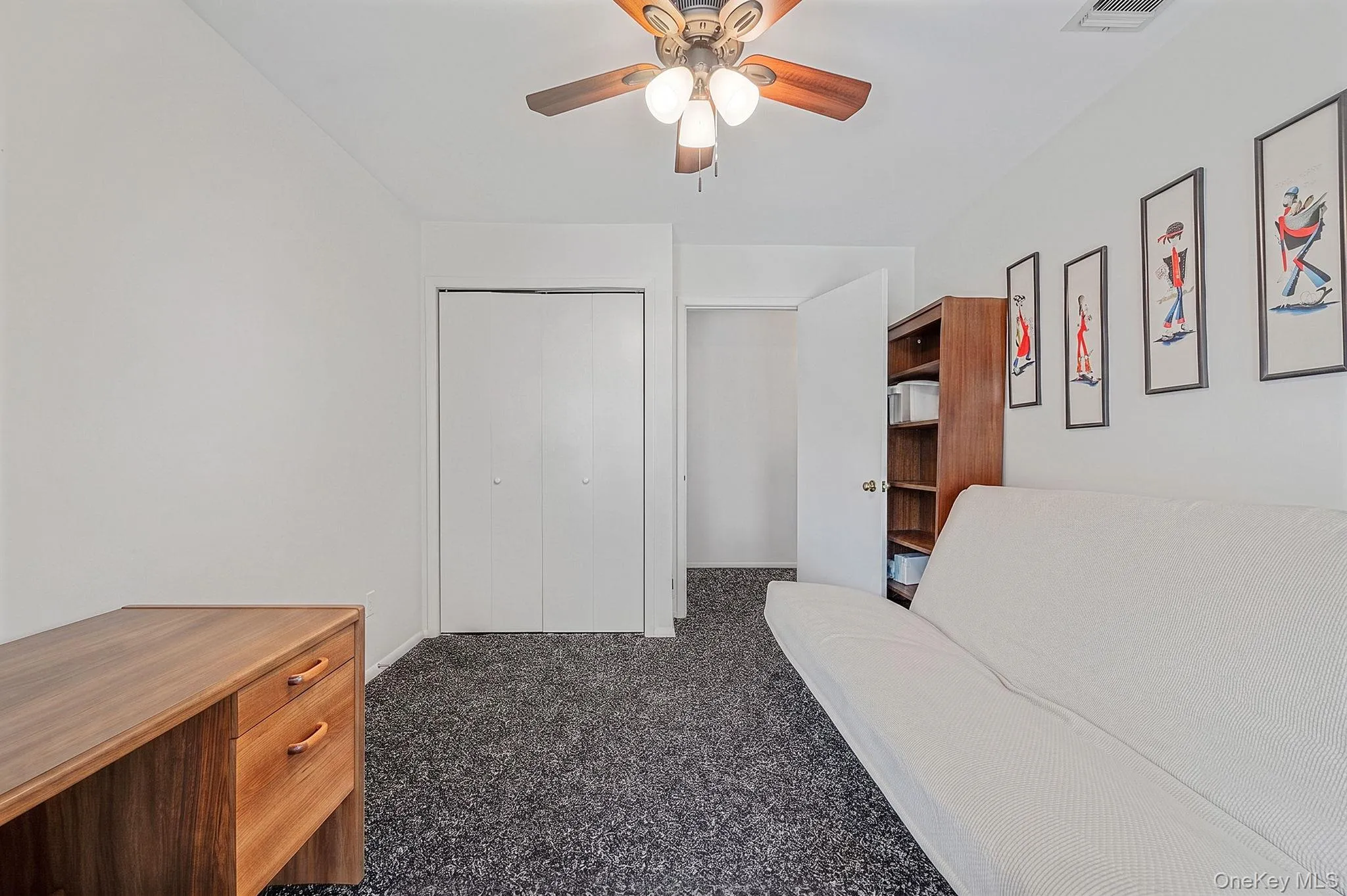 48 Oak Avenue, Smithtown, NY, 3 Bedrooms Bedrooms, 10 Rooms Rooms,3 BathroomsBathrooms,Residential,For Rent,Oak,0,1042150 48 Oak Avenue, Smithtown, NY, 3 Bedrooms Bedrooms, 10 Rooms Rooms,3 BathroomsBathrooms,Residential,For Rent,Oak,0,1042150