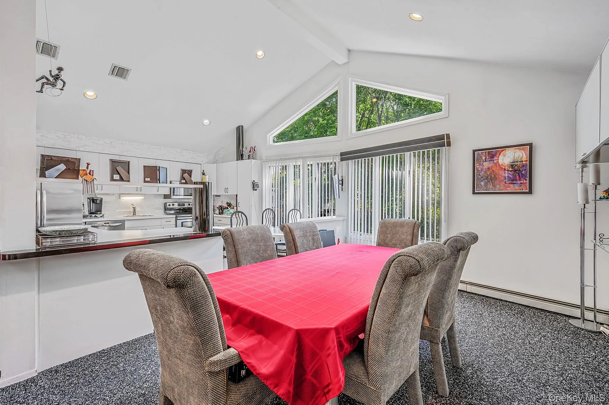 48 Oak Avenue, Smithtown, NY, 3 Bedrooms Bedrooms, 10 Rooms Rooms,3 BathroomsBathrooms,Residential,For Rent,Oak,0,1042150 48 Oak Avenue, Smithtown, NY, 3 Bedrooms Bedrooms, 10 Rooms Rooms,3 BathroomsBathrooms,Residential,For Rent,Oak,0,1042150