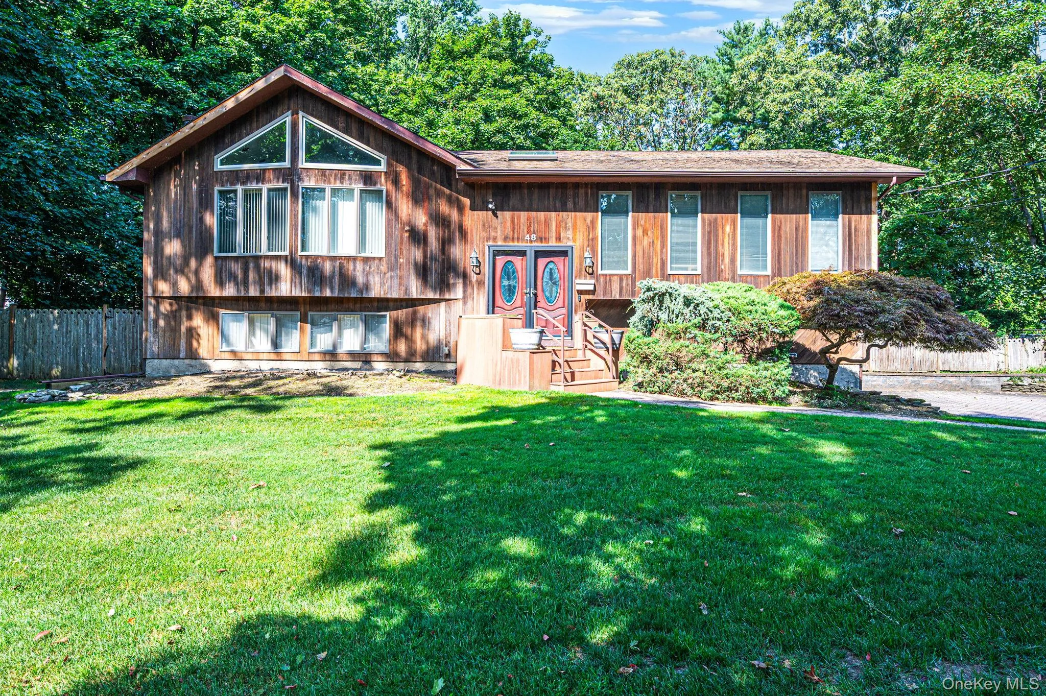 48 Oak Avenue, Smithtown, NY, 3 Bedrooms Bedrooms, 10 Rooms Rooms,3 BathroomsBathrooms,Residential,For Rent,Oak,0,1042150 48 Oak Avenue, Smithtown, NY, 3 Bedrooms Bedrooms, 10 Rooms Rooms,3 BathroomsBathrooms,Residential,For Rent,Oak,0,1042150