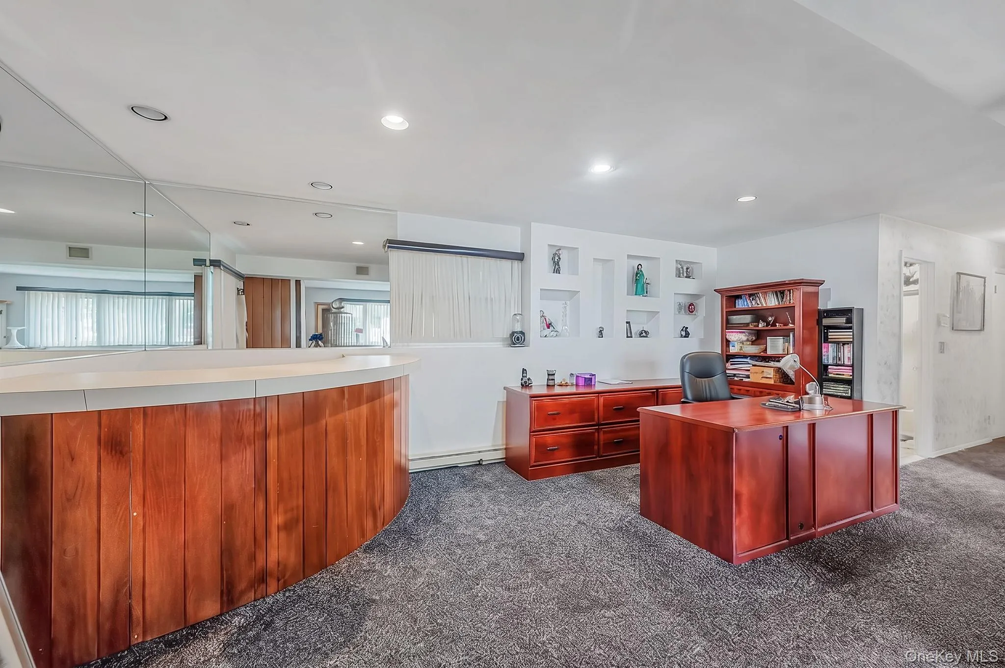 48 Oak Avenue, Smithtown, NY, 3 Bedrooms Bedrooms, 10 Rooms Rooms,3 BathroomsBathrooms,Residential,For Rent,Oak,0,1042150 48 Oak Avenue, Smithtown, NY, 3 Bedrooms Bedrooms, 10 Rooms Rooms,3 BathroomsBathrooms,Residential,For Rent,Oak,0,1042150