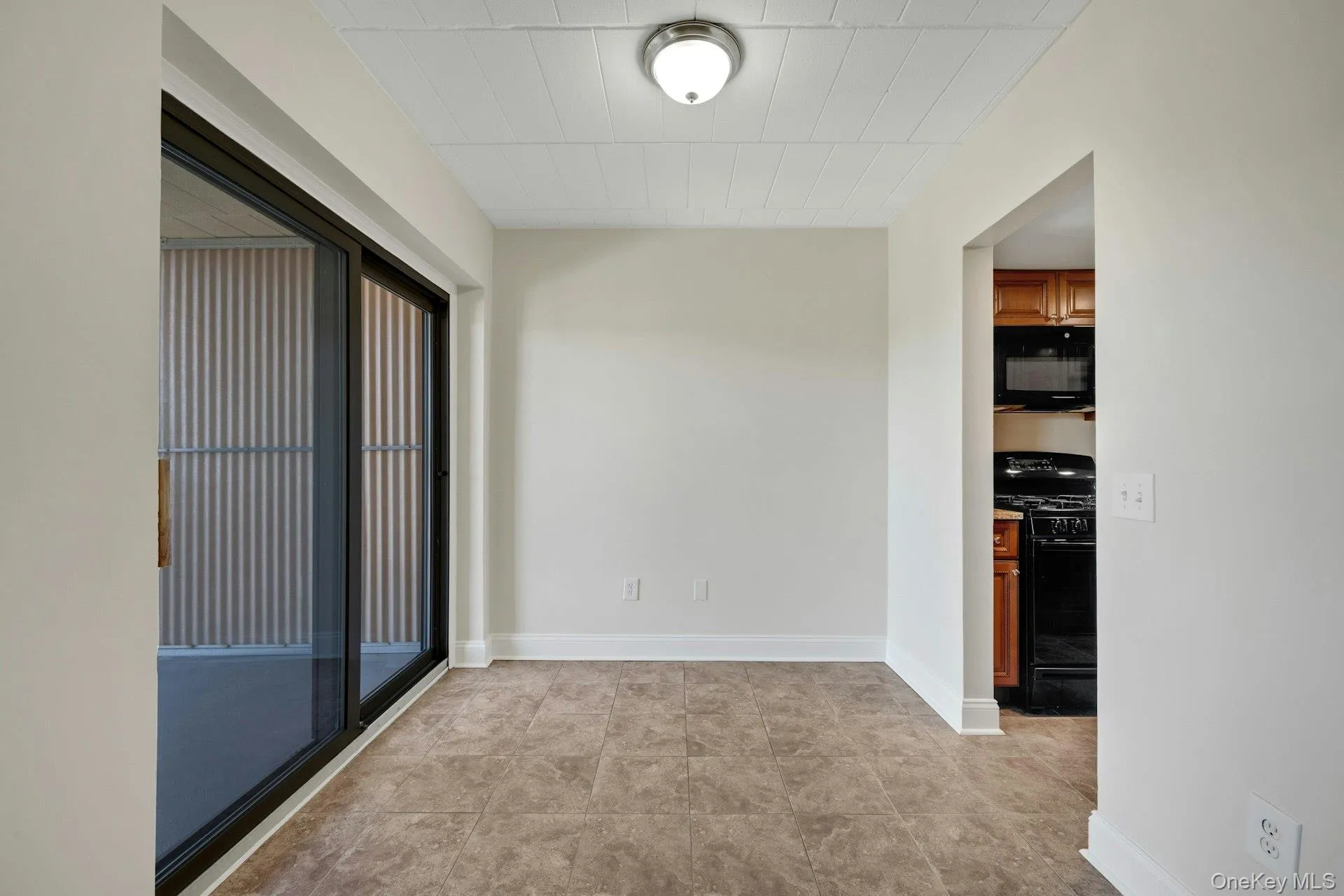 505 White Plains Road, Eastchester, NY, 2 Bedrooms Bedrooms, 3 Rooms Rooms,1 BathroomBathrooms,Residential Lease,For Rent,White Plains,0,1042151 505 White Plains Road, Eastchester, NY, 2 Bedrooms Bedrooms, 3 Rooms Rooms,1 BathroomBathrooms,Residential Lease,For Rent,White Plains,0,1042151