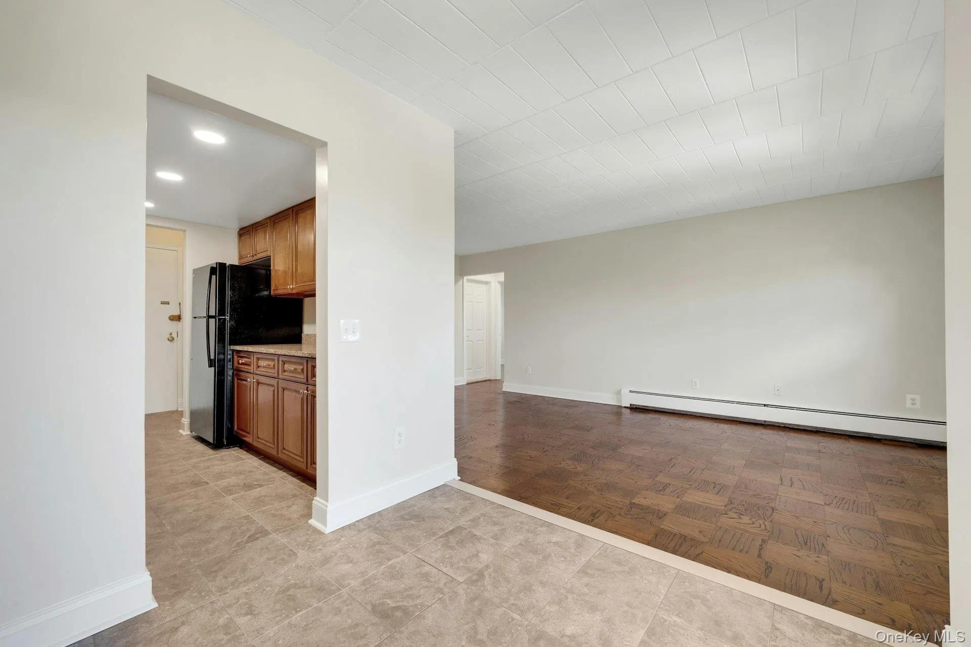 505 White Plains Road, Eastchester, NY, 2 Bedrooms Bedrooms, 3 Rooms Rooms,1 BathroomBathrooms,Residential Lease,For Rent,White Plains,0,1042151 505 White Plains Road, Eastchester, NY, 2 Bedrooms Bedrooms, 3 Rooms Rooms,1 BathroomBathrooms,Residential Lease,For Rent,White Plains,0,1042151