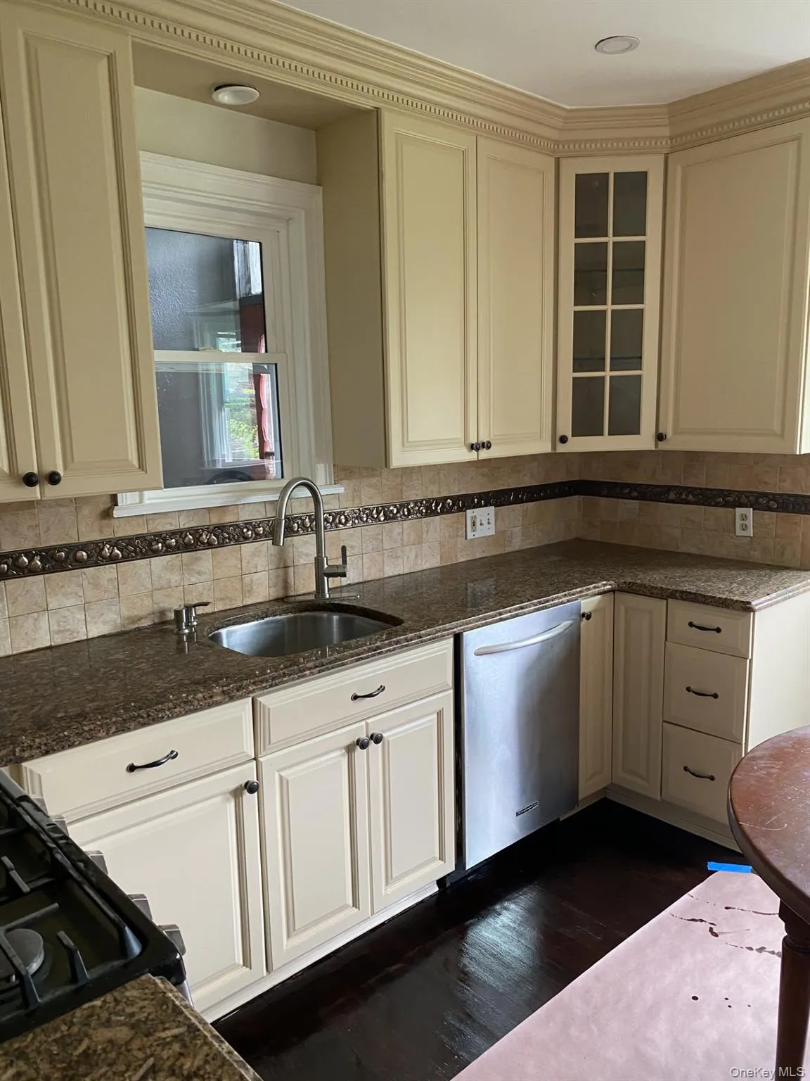 13831 228th Street, New York, NY, 3 Bedrooms Bedrooms, 10 Rooms Rooms,2 BathroomsBathrooms,Residential,For Rent,228th,0,1042154 13831 228th Street, New York, NY, 3 Bedrooms Bedrooms, 10 Rooms Rooms,2 BathroomsBathrooms,Residential,For Rent,228th,0,1042154