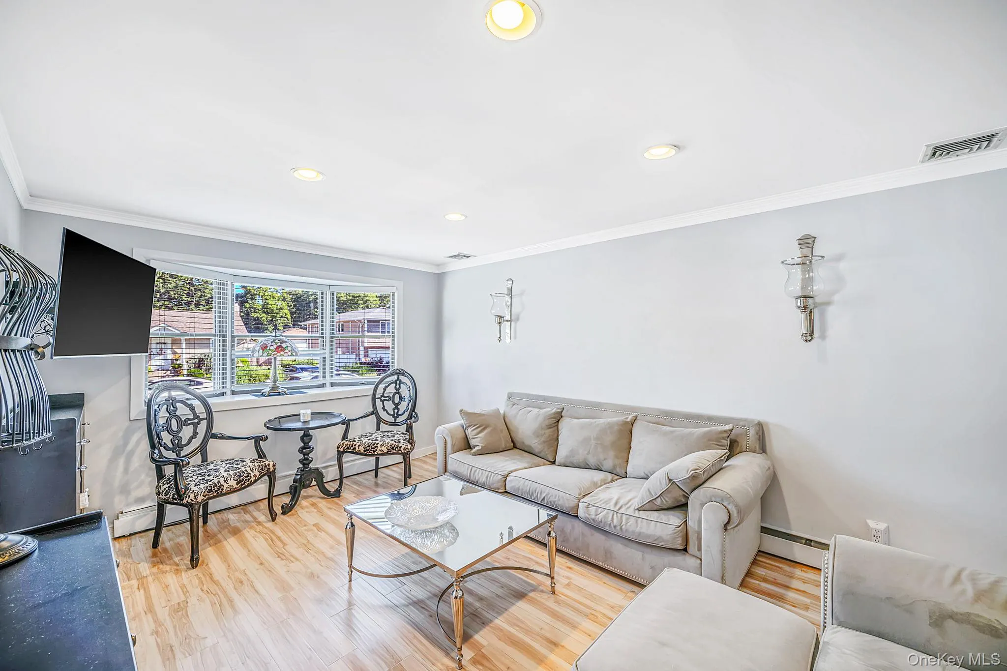 256 Deer Road, Islip, NY, 3 Bedrooms Bedrooms, 5 Rooms Rooms,1 BathroomBathrooms,Residential,For Rent,Deer,0,1042164 256 Deer Road, Islip, NY, 3 Bedrooms Bedrooms, 5 Rooms Rooms,1 BathroomBathrooms,Residential,For Rent,Deer,0,1042164