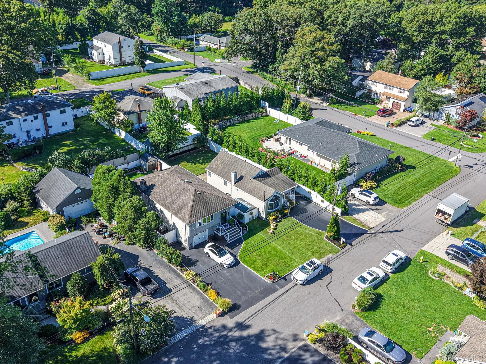256 Deer Road, Islip, NY, 3 Bedrooms Bedrooms, 5 Rooms Rooms,1 BathroomBathrooms,Residential,For Rent,Deer,0,1042164 256 Deer Road, Islip, NY, 3 Bedrooms Bedrooms, 5 Rooms Rooms,1 BathroomBathrooms,Residential,For Rent,Deer,0,1042164