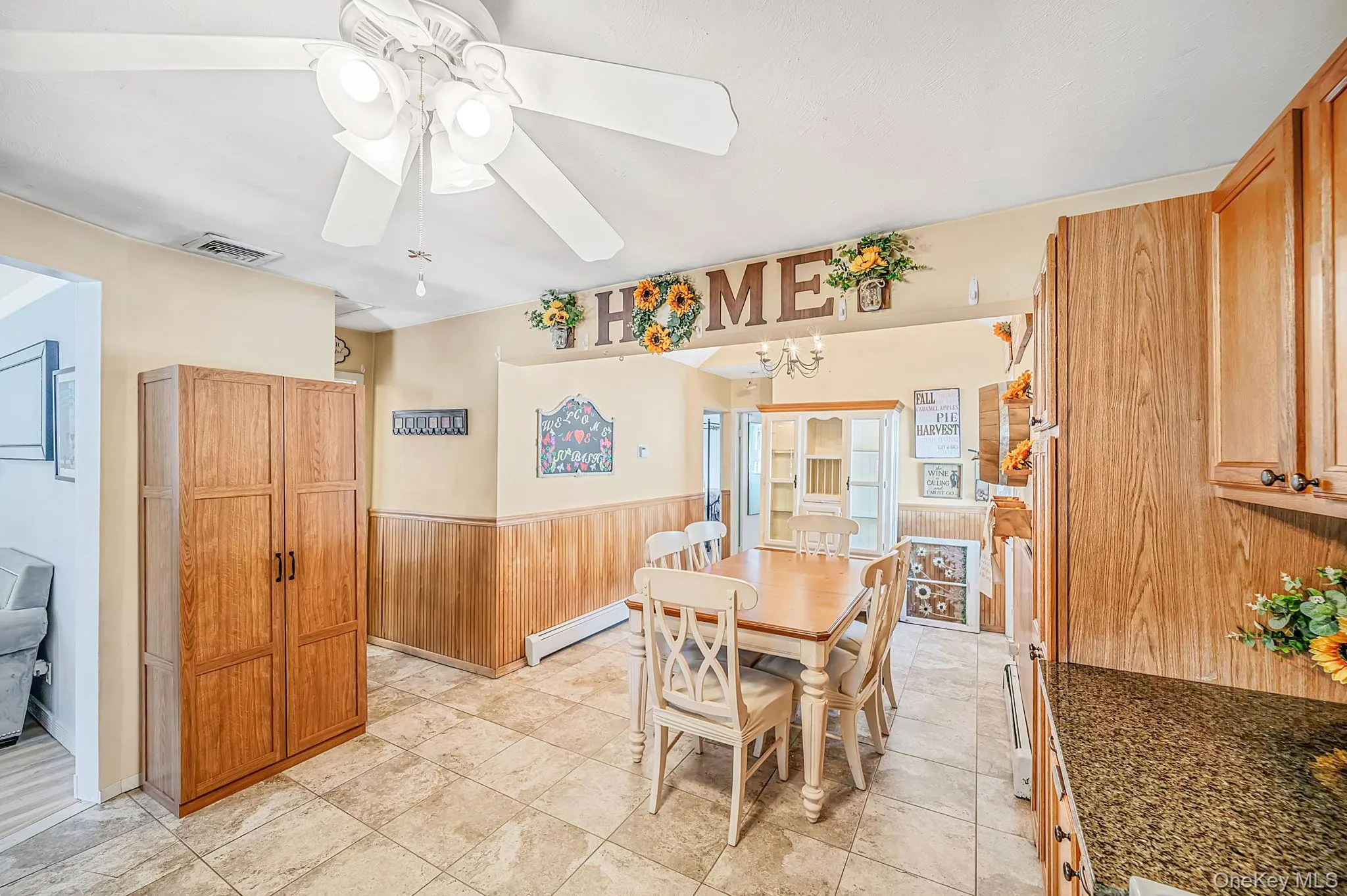 256 Deer Road, Islip, NY, 3 Bedrooms Bedrooms, 5 Rooms Rooms,1 BathroomBathrooms,Residential,For Rent,Deer,0,1042164 256 Deer Road, Islip, NY, 3 Bedrooms Bedrooms, 5 Rooms Rooms,1 BathroomBathrooms,Residential,For Rent,Deer,0,1042164