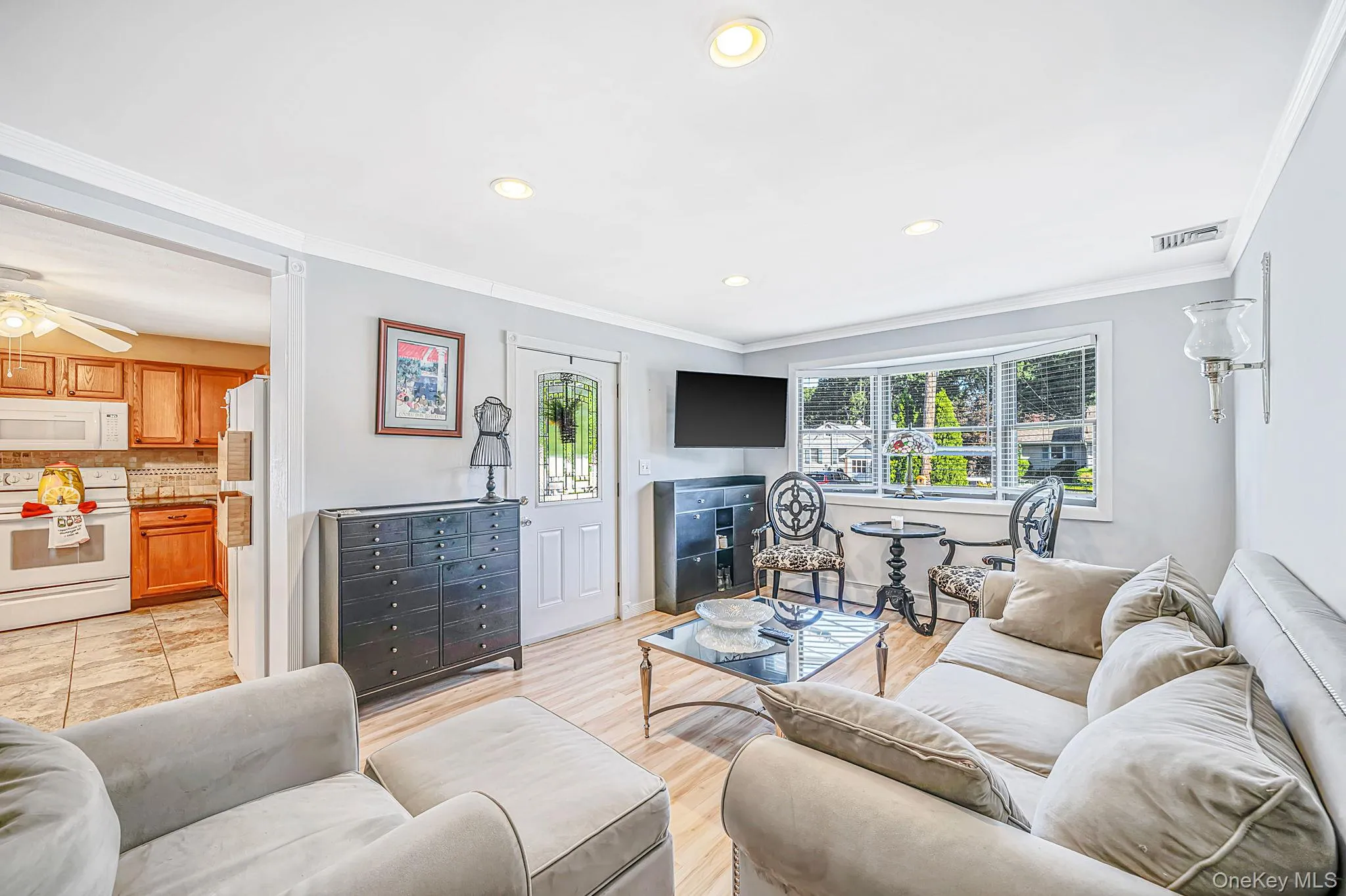 256 Deer Road, Islip, NY, 3 Bedrooms Bedrooms, 5 Rooms Rooms,1 BathroomBathrooms,Residential,For Rent,Deer,0,1042164 256 Deer Road, Islip, NY, 3 Bedrooms Bedrooms, 5 Rooms Rooms,1 BathroomBathrooms,Residential,For Rent,Deer,0,1042164
