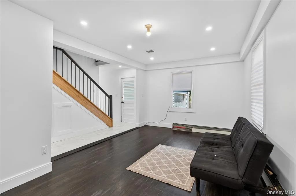 67 North Road, Mamakating, NY, 5 Bedrooms Bedrooms, 7 Rooms Rooms,3 BathroomsBathrooms,Residential,For Rent,North,0,1042165 67 North Road, Mamakating, NY, 5 Bedrooms Bedrooms, 7 Rooms Rooms,3 BathroomsBathrooms,Residential,For Rent,North,0,1042165