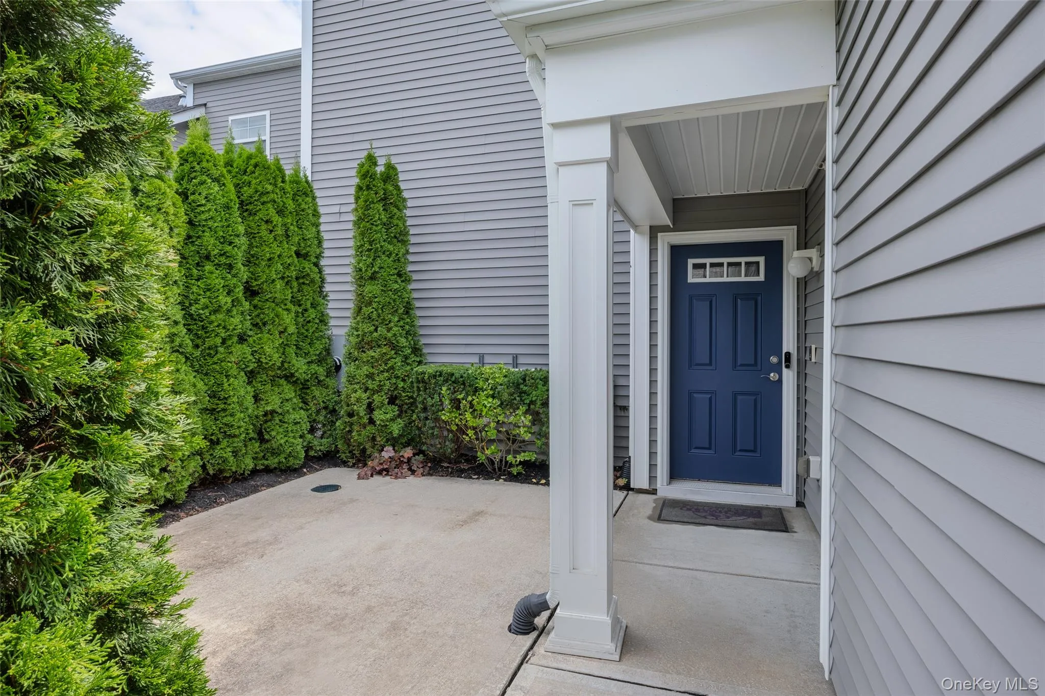 6 Grace Hall Lane, Brookhaven, NY, 2 Bedrooms Bedrooms, 5 Rooms Rooms,2 BathroomsBathrooms,Residential,For Rent,Grace Hall,0,1042166 6 Grace Hall Lane, Brookhaven, NY, 2 Bedrooms Bedrooms, 5 Rooms Rooms,2 BathroomsBathrooms,Residential,For Rent,Grace Hall,0,1042166