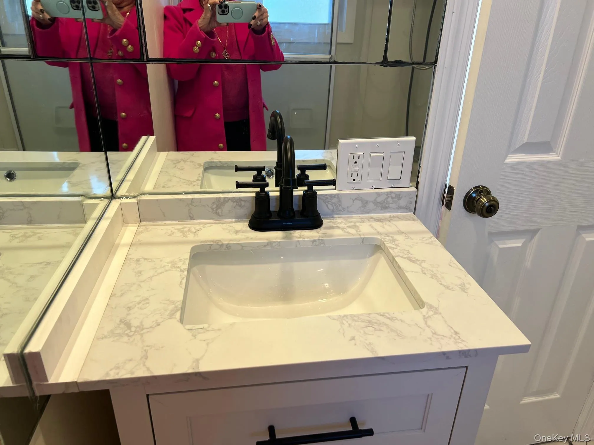 623 Chester Road, Islip, NY, 2 Bedroom Bedrooms, 2 Room Rooms,1 BathroomBathrooms,Residential Lease,For Rent,Chester,0,1042168 623 Chester Road, Islip, NY, 2 Bedroom Bedrooms, 2 Room Rooms,1 BathroomBathrooms,Residential Lease,For Rent,Chester,0,1042168