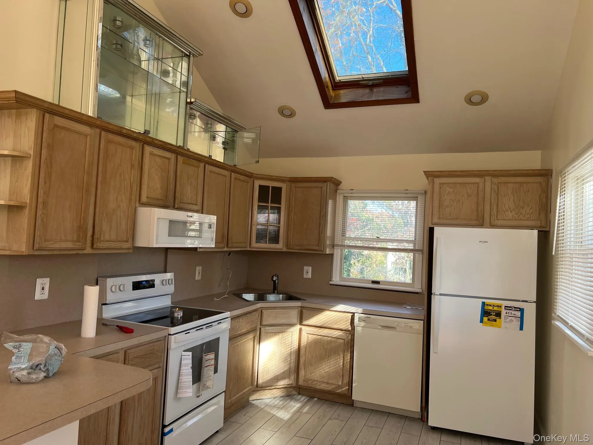 623 Chester Road, Islip, NY, 2 Bedroom Bedrooms, 2 Room Rooms,1 BathroomBathrooms,Residential Lease,For Rent,Chester,0,1042168 623 Chester Road, Islip, NY, 2 Bedroom Bedrooms, 2 Room Rooms,1 BathroomBathrooms,Residential Lease,For Rent,Chester,0,1042168