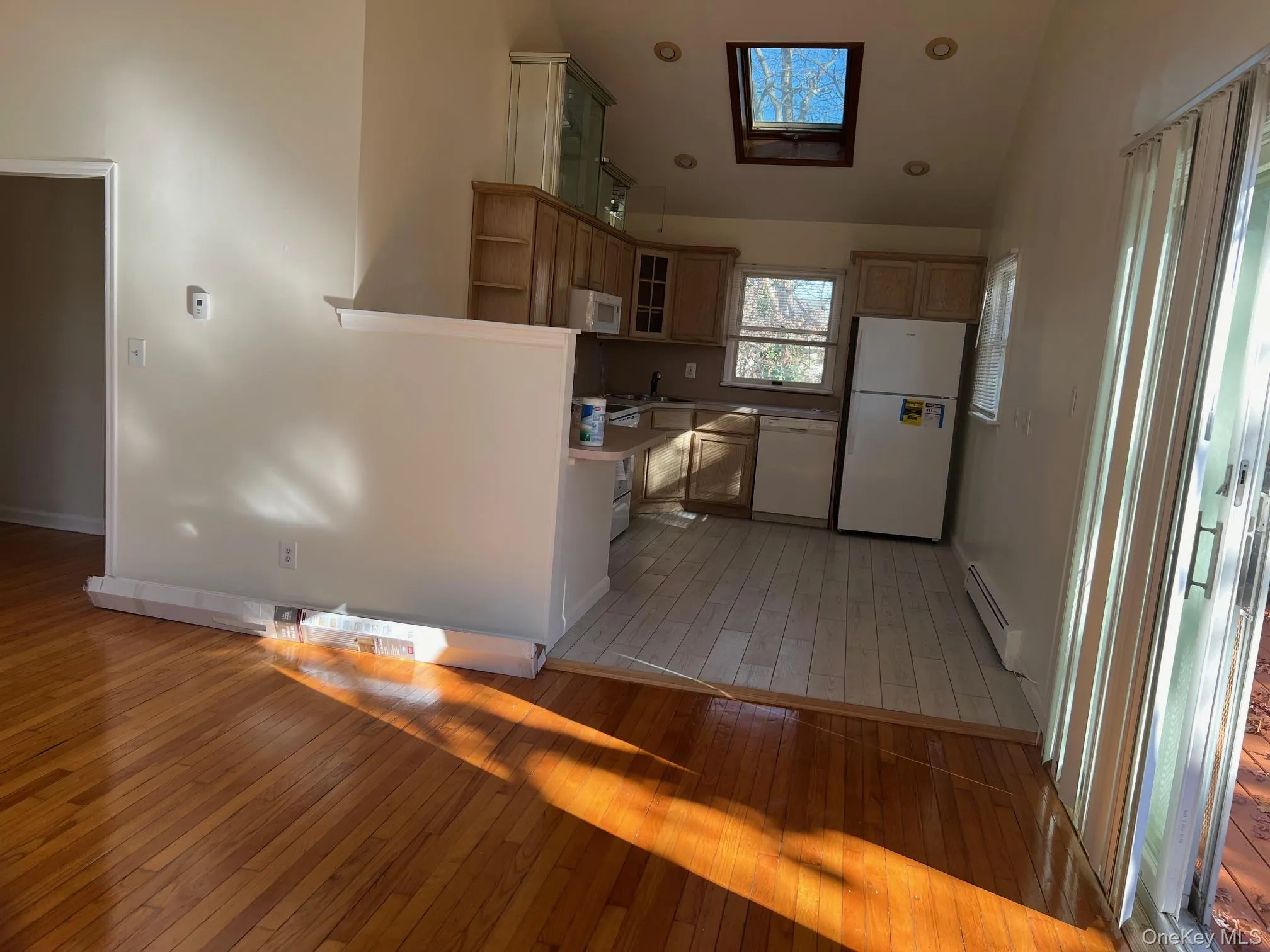 623 Chester Road, Islip, NY, 2 Bedroom Bedrooms, 2 Room Rooms,1 BathroomBathrooms,Residential Lease,For Rent,Chester,0,1042168 623 Chester Road, Islip, NY, 2 Bedroom Bedrooms, 2 Room Rooms,1 BathroomBathrooms,Residential Lease,For Rent,Chester,0,1042168