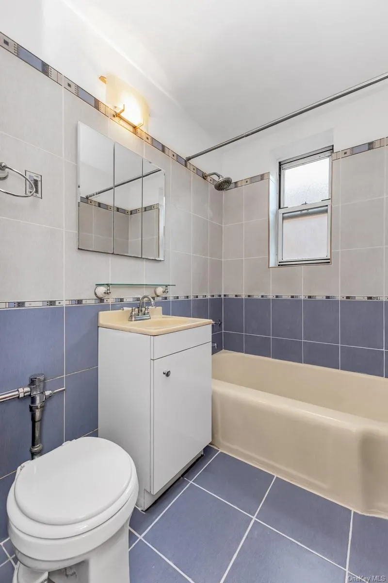 Bathroom Bathroom