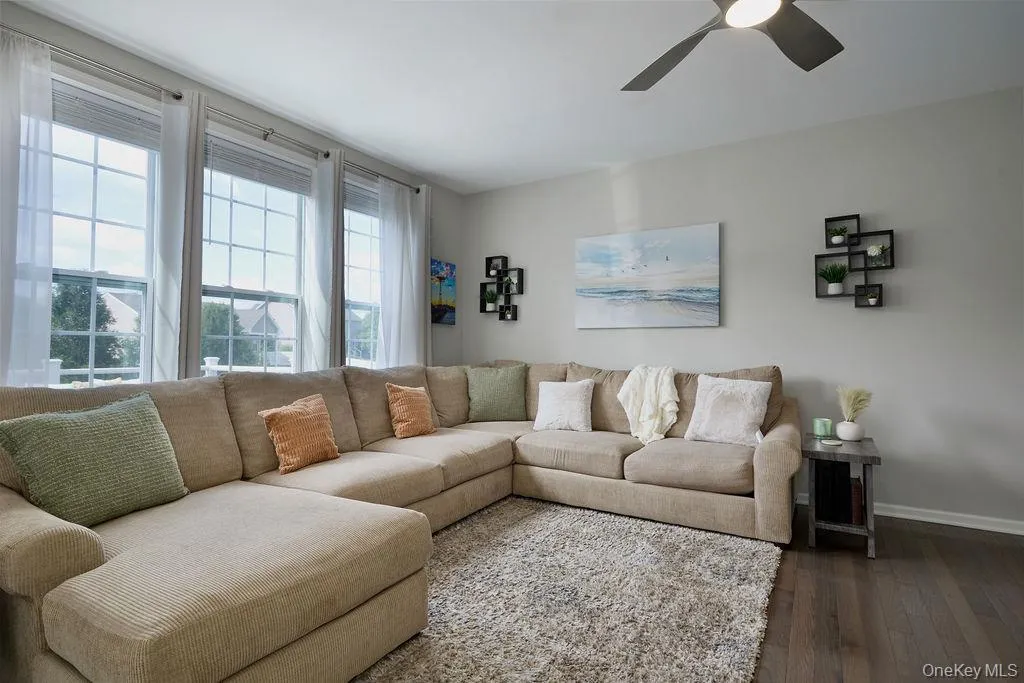 36 Tompkins Lane, Wappinger, NY, 3 Bedrooms Bedrooms, 9 Rooms Rooms,3 BathroomsBathrooms,Residential,For Rent,Tompkins,0,1042177 36 Tompkins Lane, Wappinger, NY, 3 Bedrooms Bedrooms, 9 Rooms Rooms,3 BathroomsBathrooms,Residential,For Rent,Tompkins,0,1042177