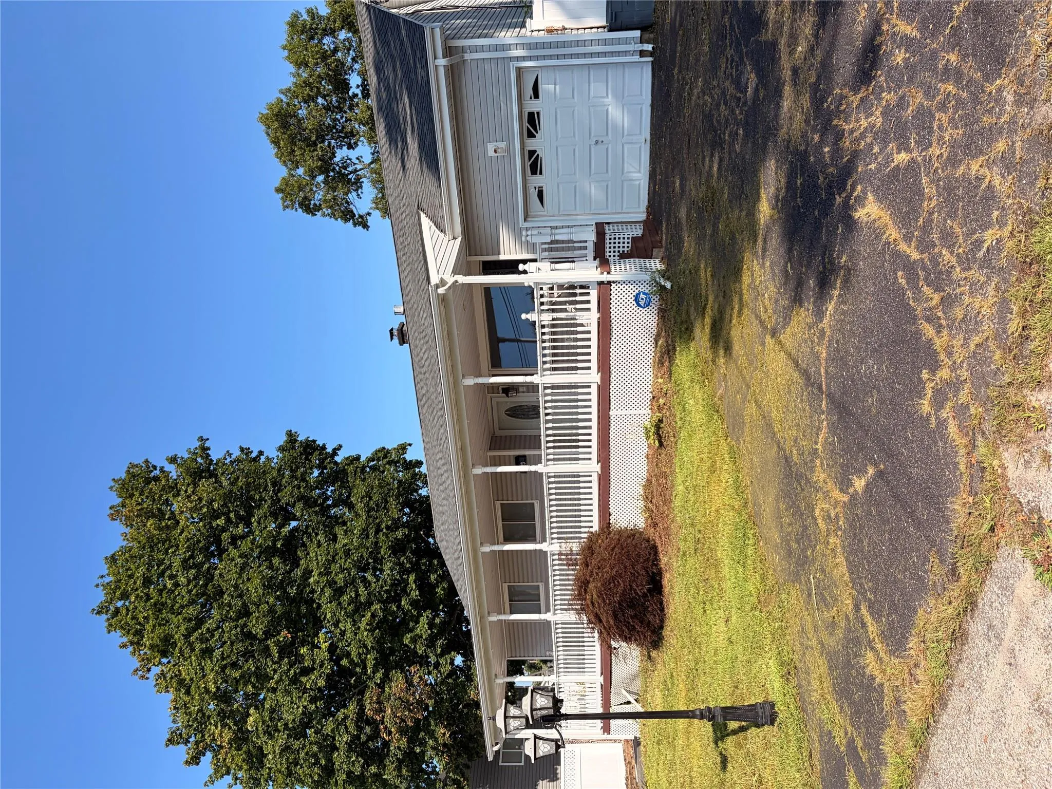 423 Elmwood Street, Islip, NY, 4 Bedrooms Bedrooms, 7 Rooms Rooms,2 BathroomsBathrooms,Residential,For Rent,Elmwood,0,1042180 423 Elmwood Street, Islip, NY, 4 Bedrooms Bedrooms, 7 Rooms Rooms,2 BathroomsBathrooms,Residential,For Rent,Elmwood,0,1042180