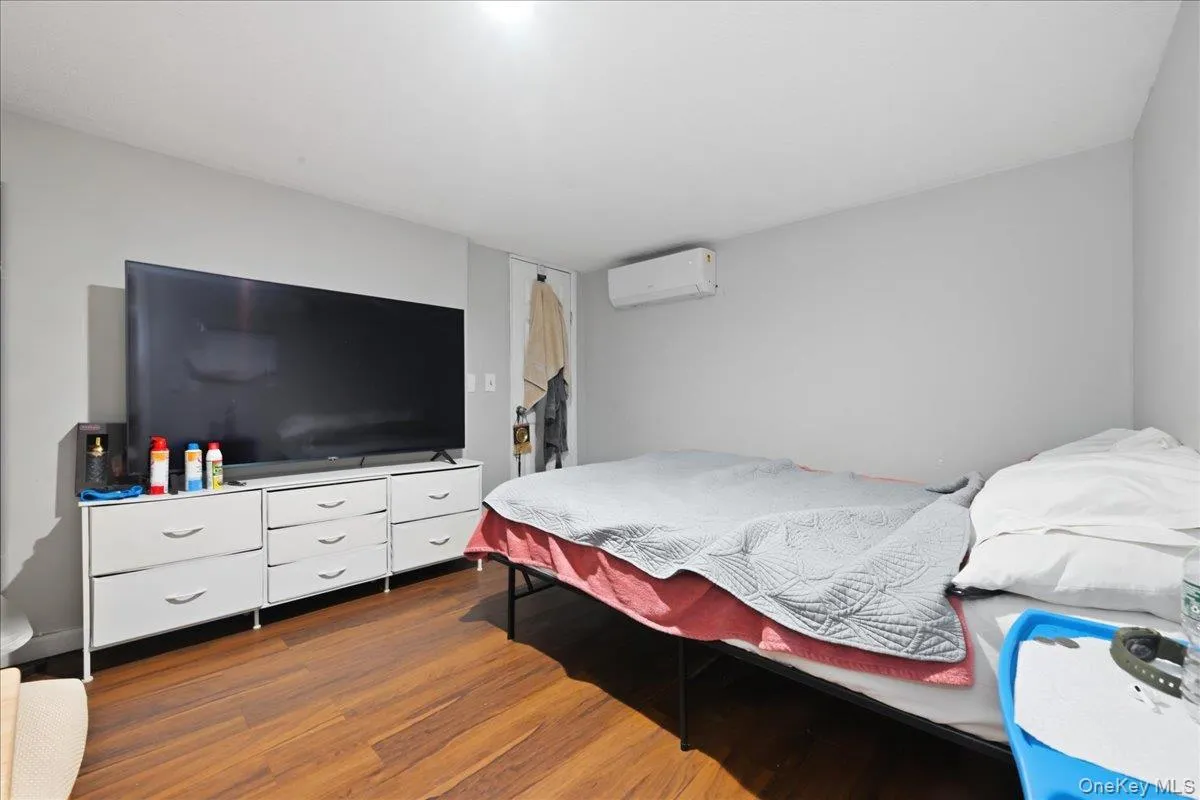 1127A Bay Shore Avenue, Islip, NY, 3 Bedrooms Bedrooms, 12 Rooms Rooms,2 BathroomsBathrooms,Residential,For Rent,Bay Shore,0,1042181 1127A Bay Shore Avenue, Islip, NY, 3 Bedrooms Bedrooms, 12 Rooms Rooms,2 BathroomsBathrooms,Residential,For Rent,Bay Shore,0,1042181