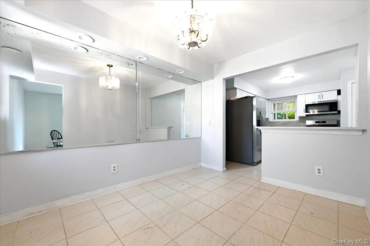 1127A Bay Shore Avenue, Islip, NY, 3 Bedrooms Bedrooms, 12 Rooms Rooms,2 BathroomsBathrooms,Residential,For Rent,Bay Shore,0,1042181 1127A Bay Shore Avenue, Islip, NY, 3 Bedrooms Bedrooms, 12 Rooms Rooms,2 BathroomsBathrooms,Residential,For Rent,Bay Shore,0,1042181