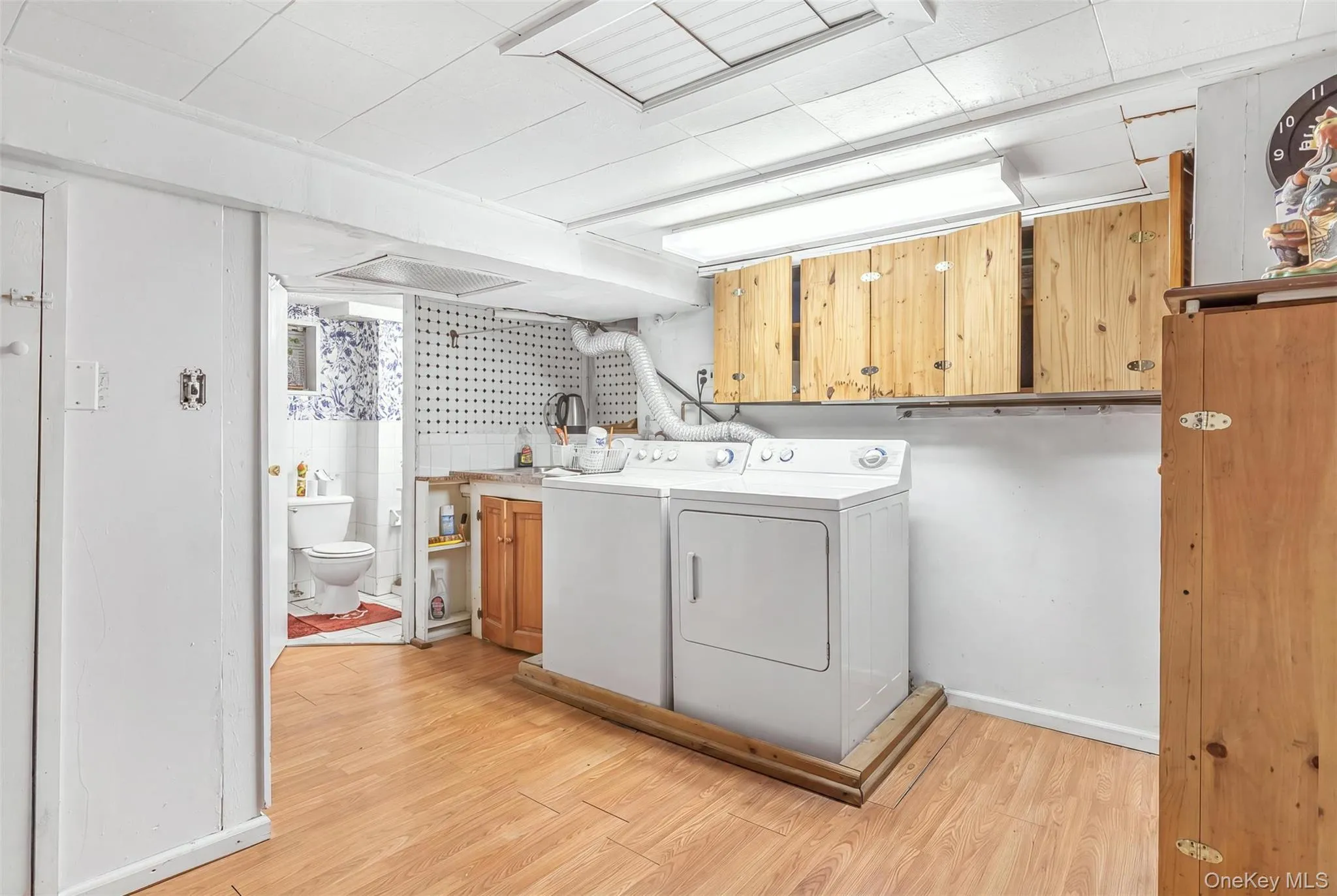 24102 142nd Avenue, New York, NY, 3 Bedrooms Bedrooms, 11 Rooms Rooms,2 BathroomsBathrooms,Residential,For Rent,142nd,0,1042186 24102 142nd Avenue, New York, NY, 3 Bedrooms Bedrooms, 11 Rooms Rooms,2 BathroomsBathrooms,Residential,For Rent,142nd,0,1042186