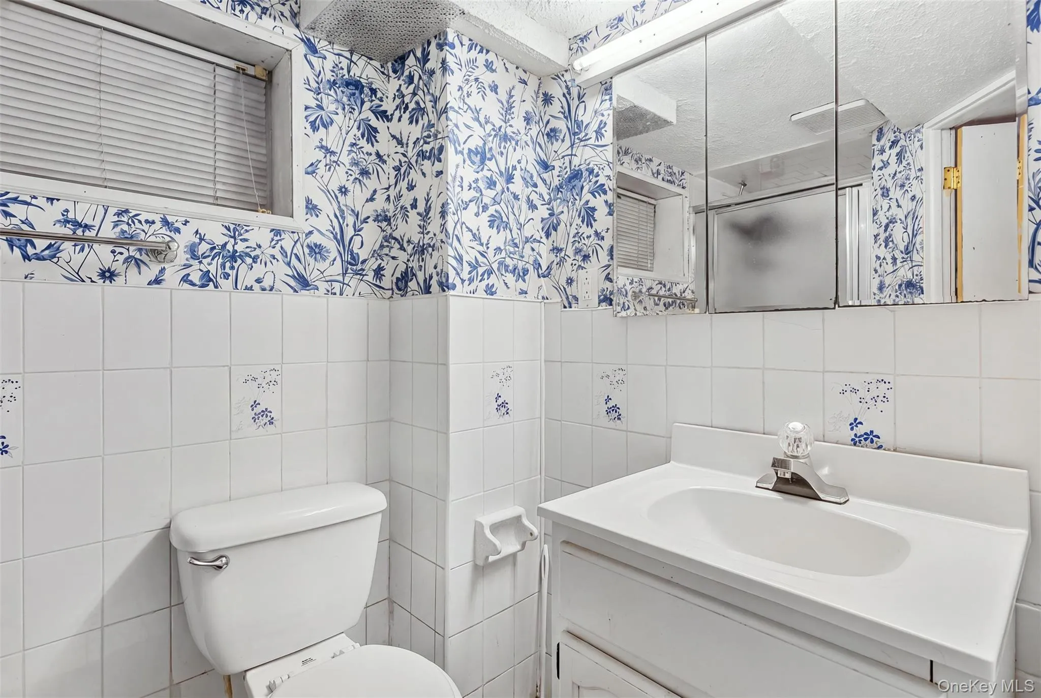 24102 142nd Avenue, New York, NY, 3 Bedrooms Bedrooms, 11 Rooms Rooms,2 BathroomsBathrooms,Residential,For Rent,142nd,0,1042186 24102 142nd Avenue, New York, NY, 3 Bedrooms Bedrooms, 11 Rooms Rooms,2 BathroomsBathrooms,Residential,For Rent,142nd,0,1042186