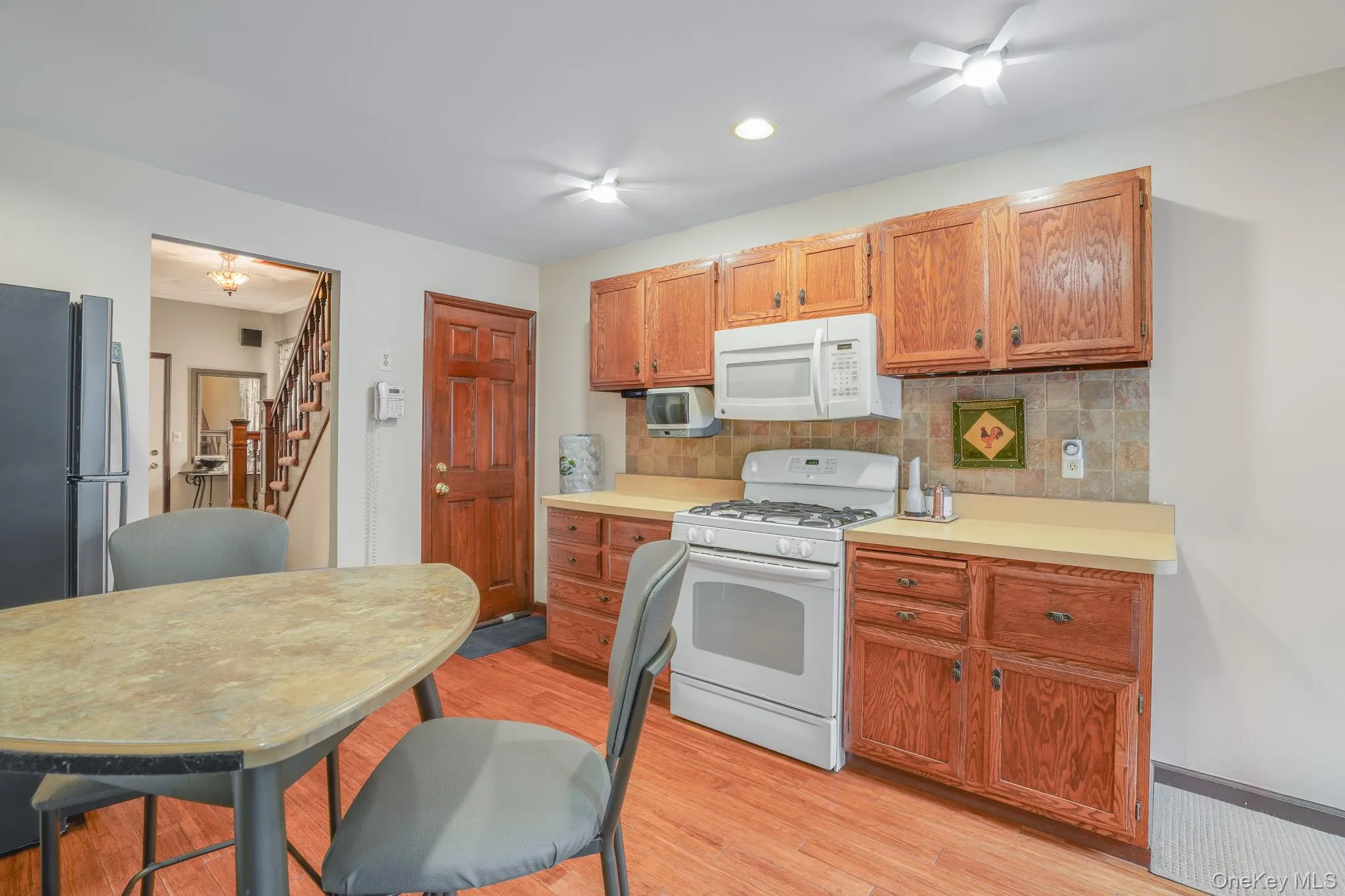 25 Taylor Avenue, Poughkeepsie, NY, 3 Bedrooms Bedrooms, 8 Rooms Rooms,2 BathroomsBathrooms,Residential,For Rent,Taylor,0,1042187 25 Taylor Avenue, Poughkeepsie, NY, 3 Bedrooms Bedrooms, 8 Rooms Rooms,2 BathroomsBathrooms,Residential,For Rent,Taylor,0,1042187