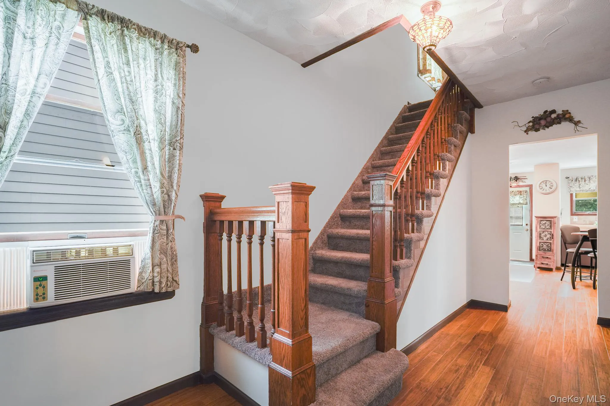 25 Taylor Avenue, Poughkeepsie, NY, 3 Bedrooms Bedrooms, 8 Rooms Rooms,2 BathroomsBathrooms,Residential,For Rent,Taylor,0,1042187 25 Taylor Avenue, Poughkeepsie, NY, 3 Bedrooms Bedrooms, 8 Rooms Rooms,2 BathroomsBathrooms,Residential,For Rent,Taylor,0,1042187