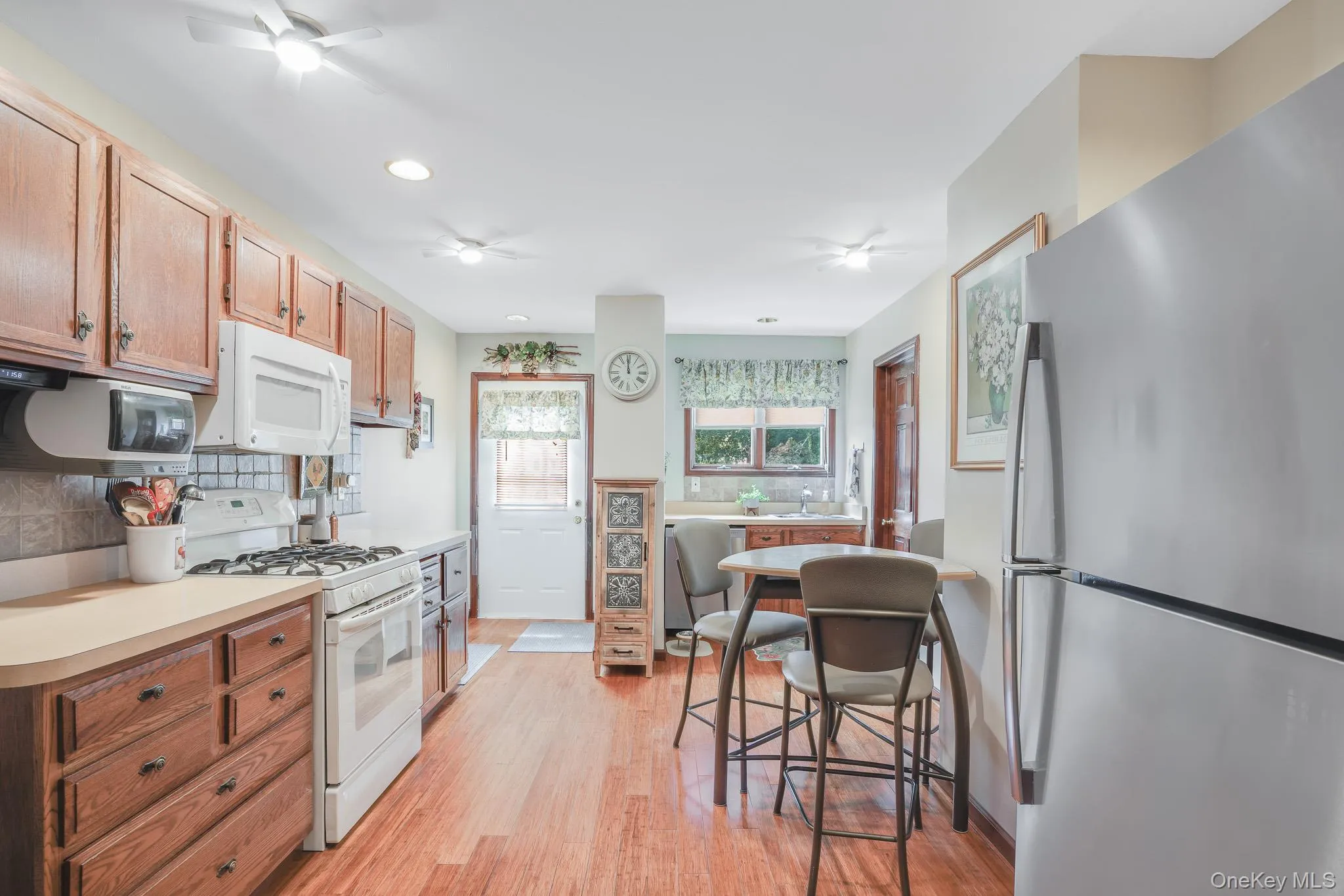 25 Taylor Avenue, Poughkeepsie, NY, 3 Bedrooms Bedrooms, 8 Rooms Rooms,2 BathroomsBathrooms,Residential,For Rent,Taylor,0,1042187 25 Taylor Avenue, Poughkeepsie, NY, 3 Bedrooms Bedrooms, 8 Rooms Rooms,2 BathroomsBathrooms,Residential,For Rent,Taylor,0,1042187