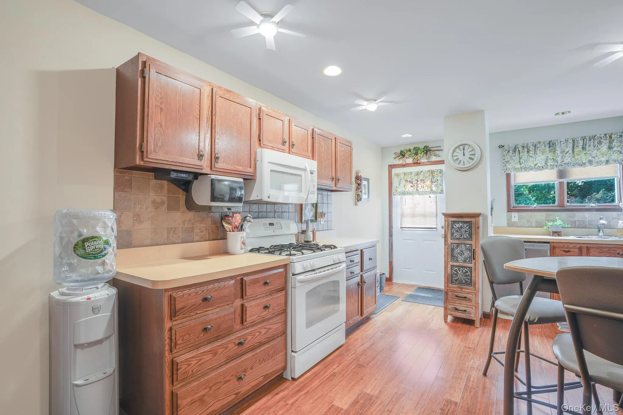 25 Taylor Avenue, Poughkeepsie, NY, 3 Bedrooms Bedrooms, 8 Rooms Rooms,2 BathroomsBathrooms,Residential,For Rent,Taylor,0,1042187 25 Taylor Avenue, Poughkeepsie, NY, 3 Bedrooms Bedrooms, 8 Rooms Rooms,2 BathroomsBathrooms,Residential,For Rent,Taylor,0,1042187