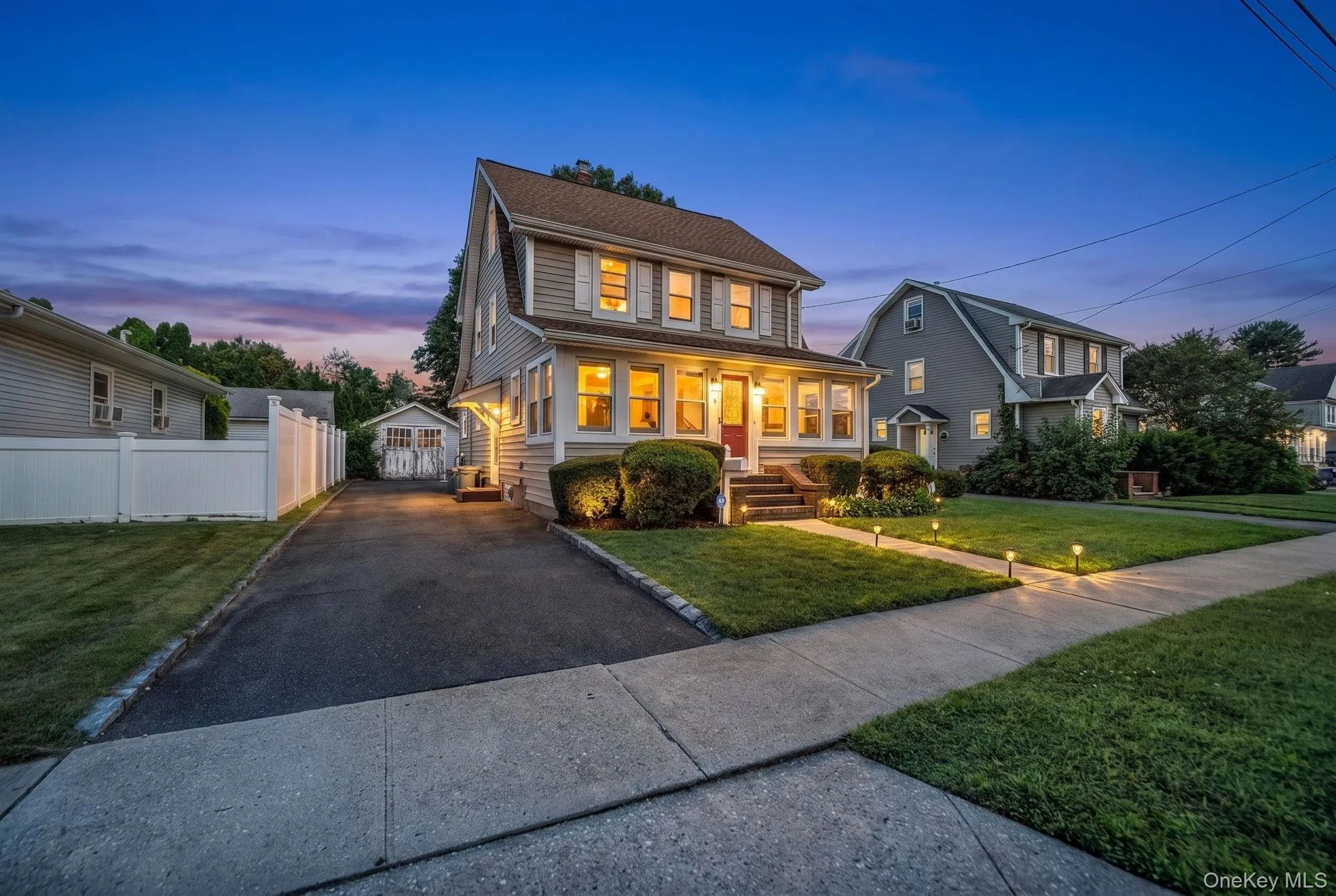 55 Mc Kinley Avenue, Oyster Bay, NY, 3 Bedrooms Bedrooms, 9 Rooms Rooms,2 BathroomsBathrooms,Residential,For Rent,Mc Kinley,0,1042188 55 Mc Kinley Avenue, Oyster Bay, NY, 3 Bedrooms Bedrooms, 9 Rooms Rooms,2 BathroomsBathrooms,Residential,For Rent,Mc Kinley,0,1042188