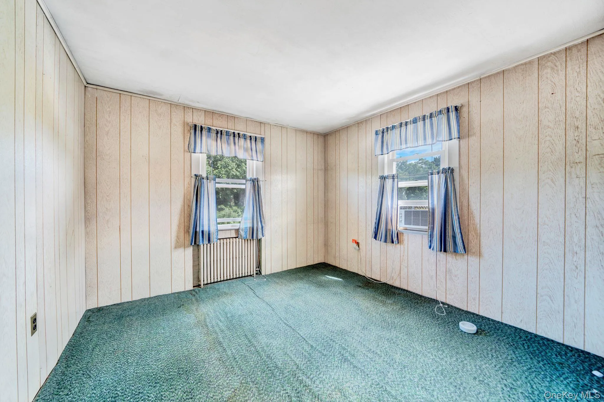 55 Mc Kinley Avenue, Oyster Bay, NY, 3 Bedrooms Bedrooms, 9 Rooms Rooms,2 BathroomsBathrooms,Residential,For Rent,Mc Kinley,0,1042188 55 Mc Kinley Avenue, Oyster Bay, NY, 3 Bedrooms Bedrooms, 9 Rooms Rooms,2 BathroomsBathrooms,Residential,For Rent,Mc Kinley,0,1042188