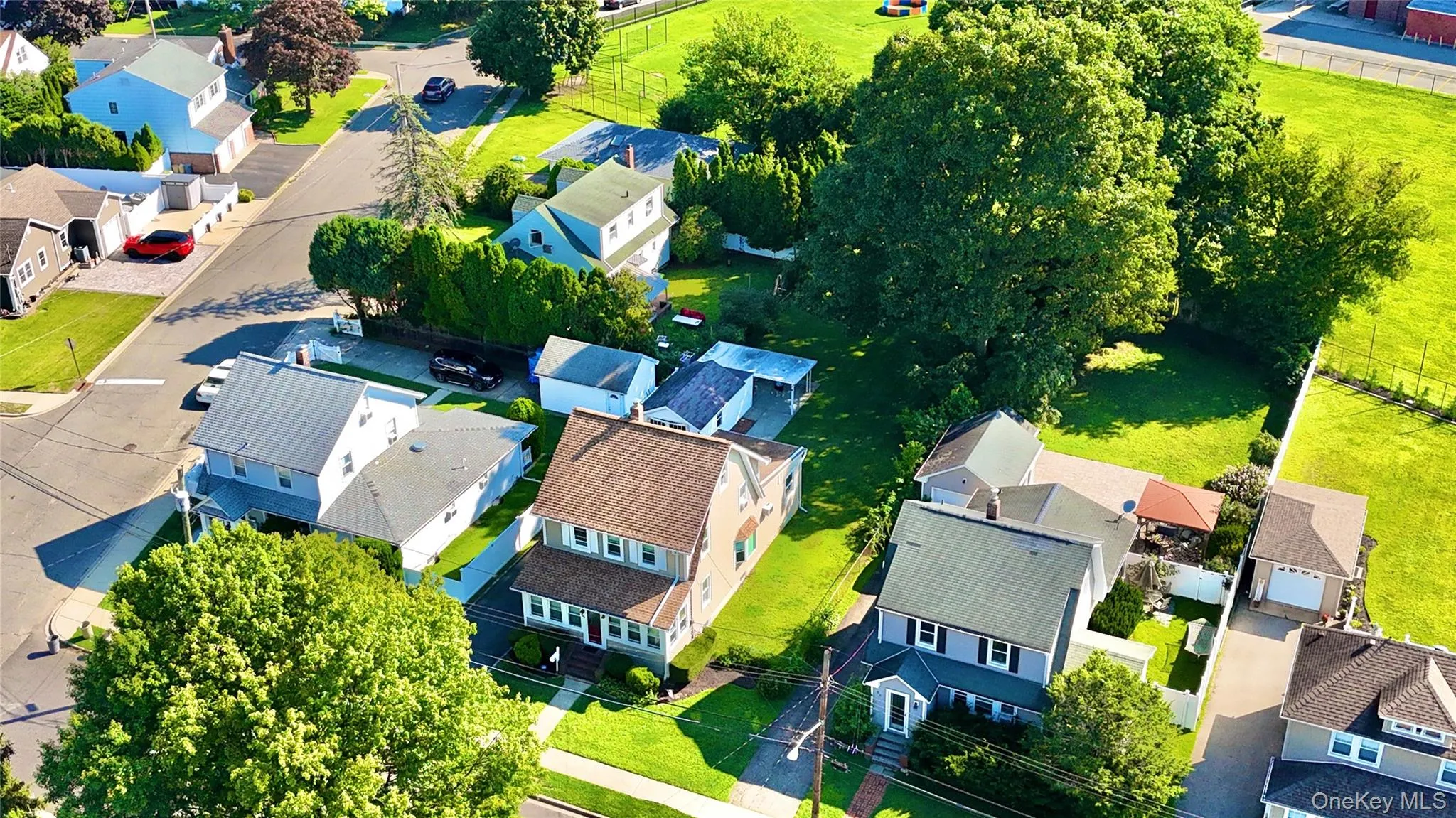 55 Mc Kinley Avenue, Oyster Bay, NY, 3 Bedrooms Bedrooms, 9 Rooms Rooms,2 BathroomsBathrooms,Residential,For Rent,Mc Kinley,0,1042188 55 Mc Kinley Avenue, Oyster Bay, NY, 3 Bedrooms Bedrooms, 9 Rooms Rooms,2 BathroomsBathrooms,Residential,For Rent,Mc Kinley,0,1042188