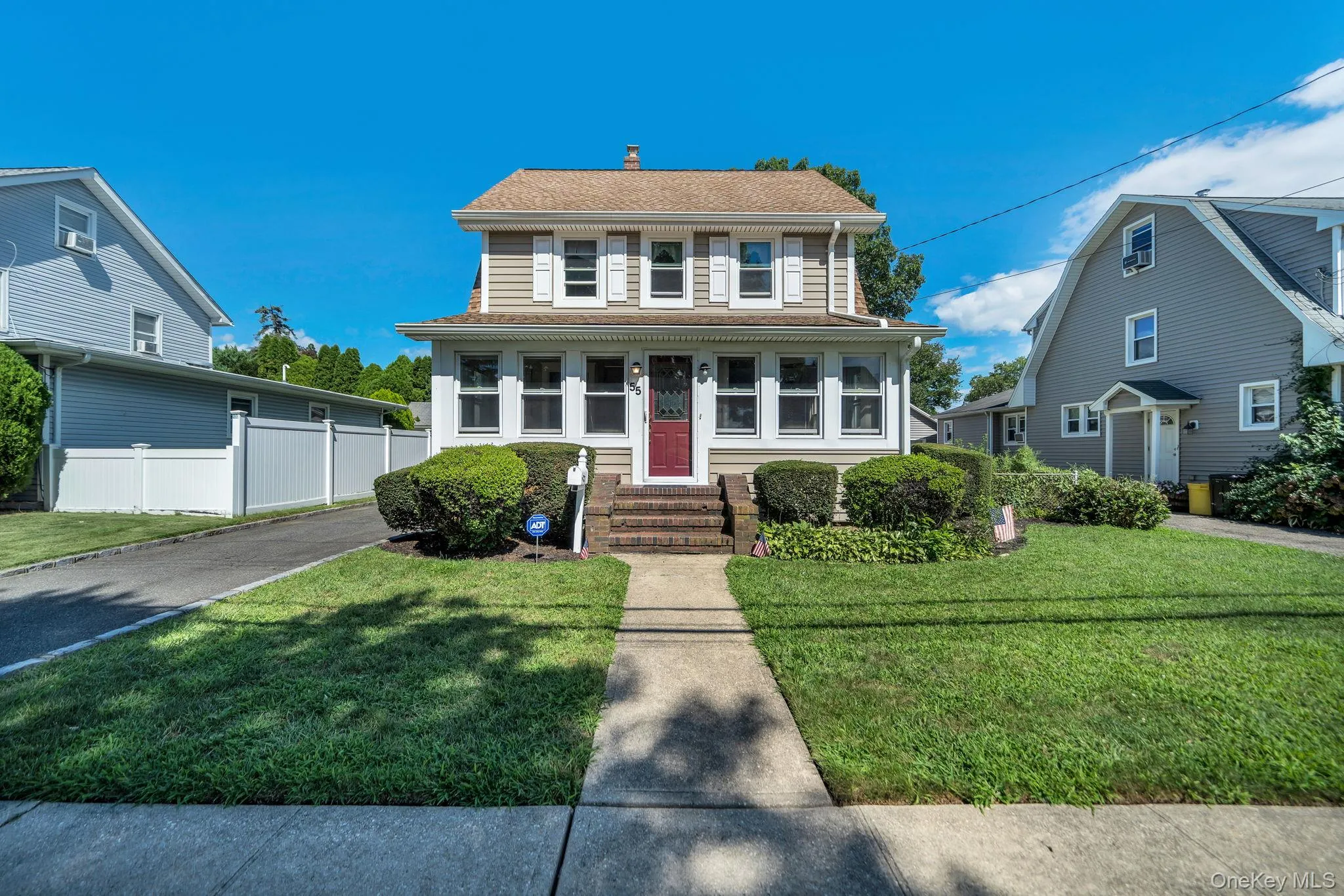 55 Mc Kinley Avenue, Oyster Bay, NY, 3 Bedrooms Bedrooms, 9 Rooms Rooms,2 BathroomsBathrooms,Residential,For Rent,Mc Kinley,0,1042188 55 Mc Kinley Avenue, Oyster Bay, NY, 3 Bedrooms Bedrooms, 9 Rooms Rooms,2 BathroomsBathrooms,Residential,For Rent,Mc Kinley,0,1042188