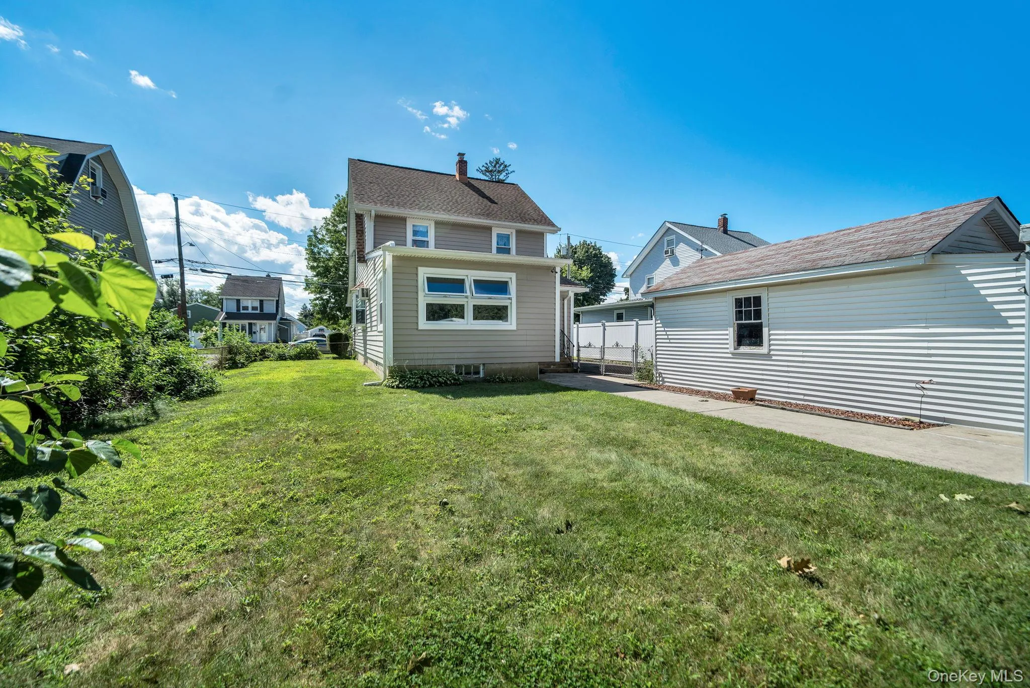 55 Mc Kinley Avenue, Oyster Bay, NY, 3 Bedrooms Bedrooms, 9 Rooms Rooms,2 BathroomsBathrooms,Residential,For Rent,Mc Kinley,0,1042188 55 Mc Kinley Avenue, Oyster Bay, NY, 3 Bedrooms Bedrooms, 9 Rooms Rooms,2 BathroomsBathrooms,Residential,For Rent,Mc Kinley,0,1042188
