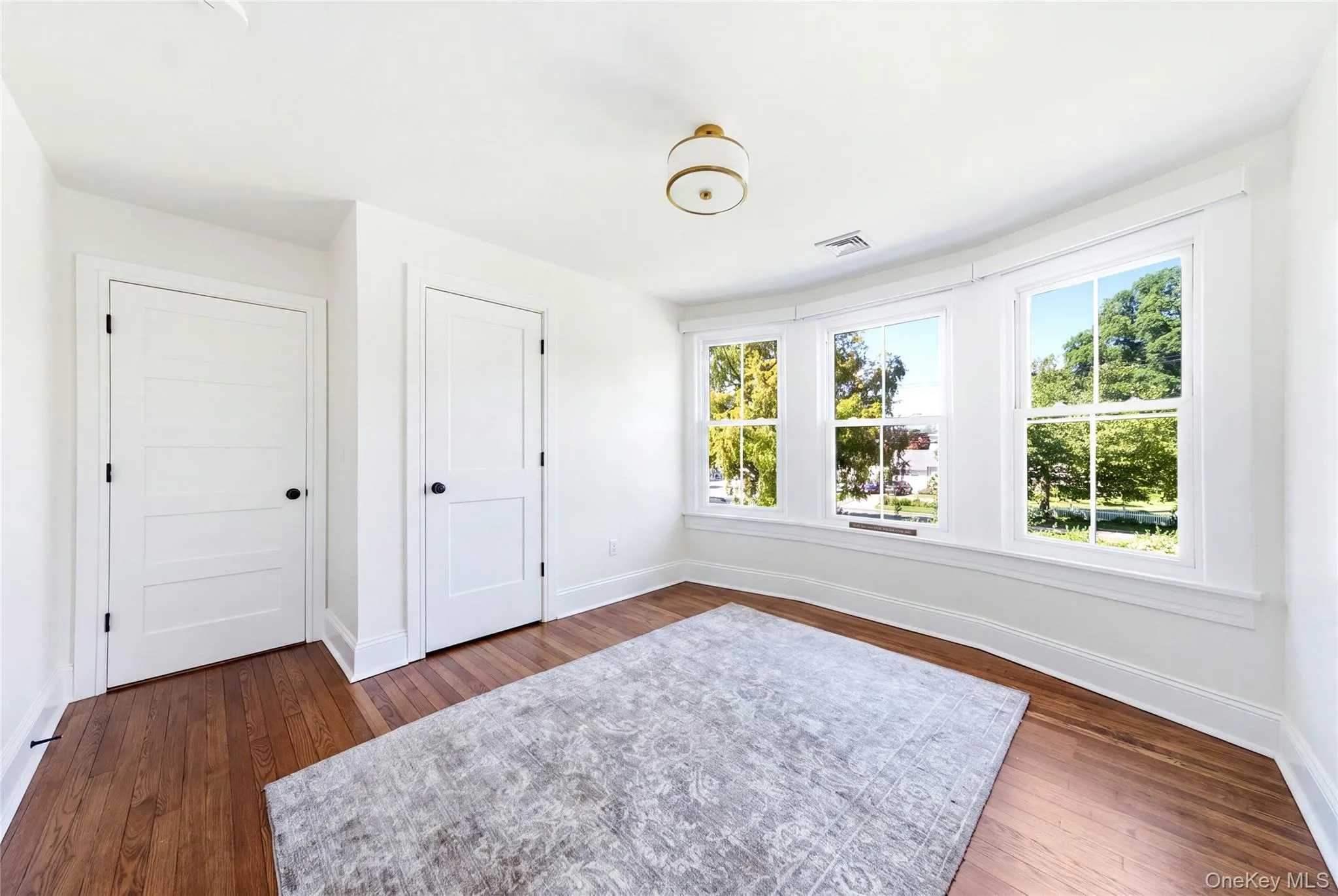 61 Ocean Avenue, Islip, NY, 8 Bedrooms Bedrooms, 14 Rooms Rooms,5 BathroomsBathrooms,Residential,For Rent,Ocean,0,1042189 61 Ocean Avenue, Islip, NY, 8 Bedrooms Bedrooms, 14 Rooms Rooms,5 BathroomsBathrooms,Residential,For Rent,Ocean,0,1042189