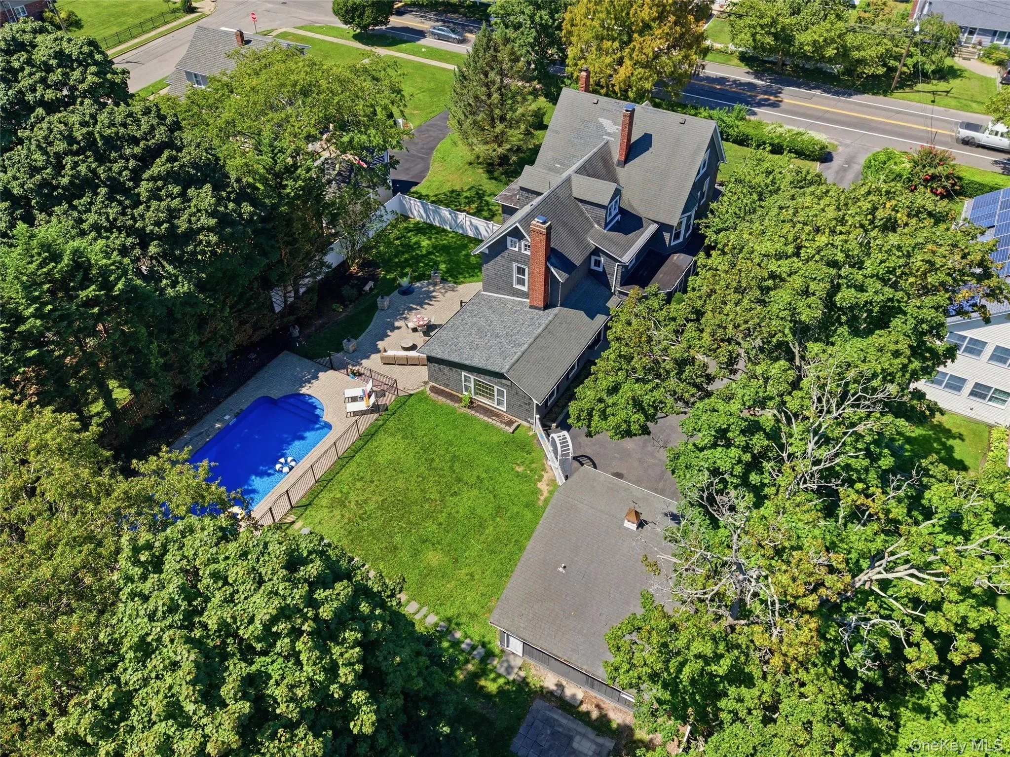 61 Ocean Avenue, Islip, NY, 8 Bedrooms Bedrooms, 14 Rooms Rooms,5 BathroomsBathrooms,Residential,For Rent,Ocean,0,1042189 61 Ocean Avenue, Islip, NY, 8 Bedrooms Bedrooms, 14 Rooms Rooms,5 BathroomsBathrooms,Residential,For Rent,Ocean,0,1042189