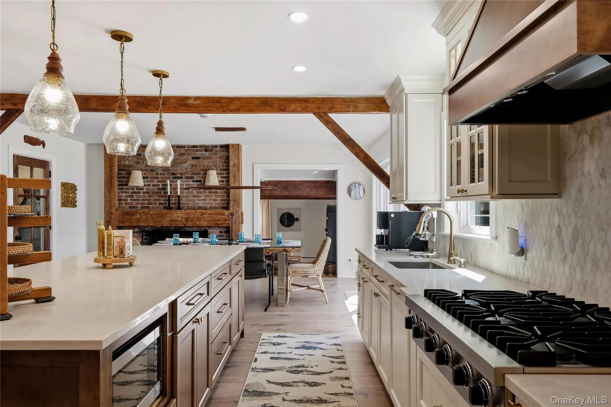 61 Ocean Avenue, Islip, NY, 8 Bedrooms Bedrooms, 14 Rooms Rooms,5 BathroomsBathrooms,Residential,For Rent,Ocean,0,1042189 61 Ocean Avenue, Islip, NY, 8 Bedrooms Bedrooms, 14 Rooms Rooms,5 BathroomsBathrooms,Residential,For Rent,Ocean,0,1042189