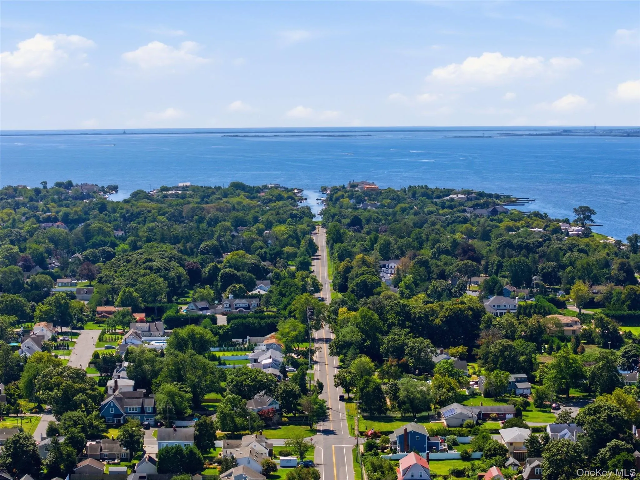 61 Ocean Avenue, Islip, NY, 8 Bedrooms Bedrooms, 14 Rooms Rooms,5 BathroomsBathrooms,Residential,For Rent,Ocean,0,1042189 61 Ocean Avenue, Islip, NY, 8 Bedrooms Bedrooms, 14 Rooms Rooms,5 BathroomsBathrooms,Residential,For Rent,Ocean,0,1042189